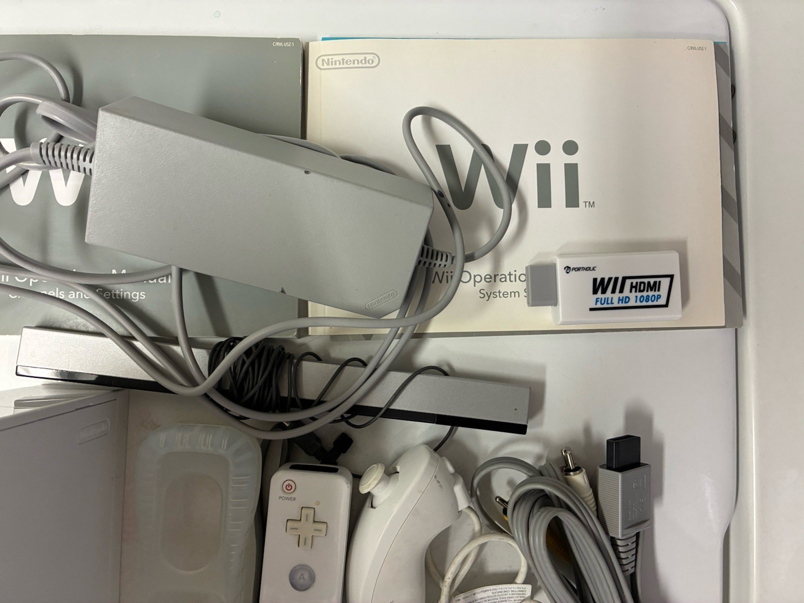 Nintendo Wii Game Console GameCube Compatible, Manuals, Controller, HDMI Connect
