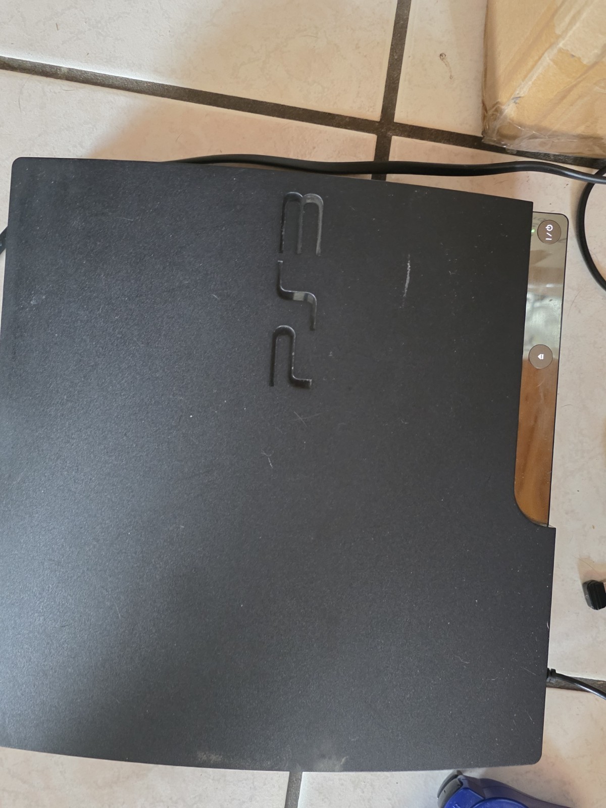 Sony PlayStation PS3 Slim Console 320GB w/Controllers & Cables W 2 Games/READ