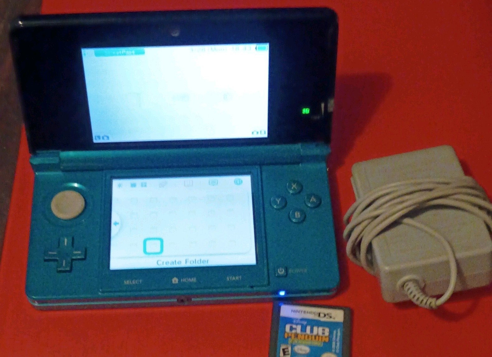 Nintendo 3DS Blue Handheld System w/ Wi-Fi, AC Adapter Charger & Game Cartridge