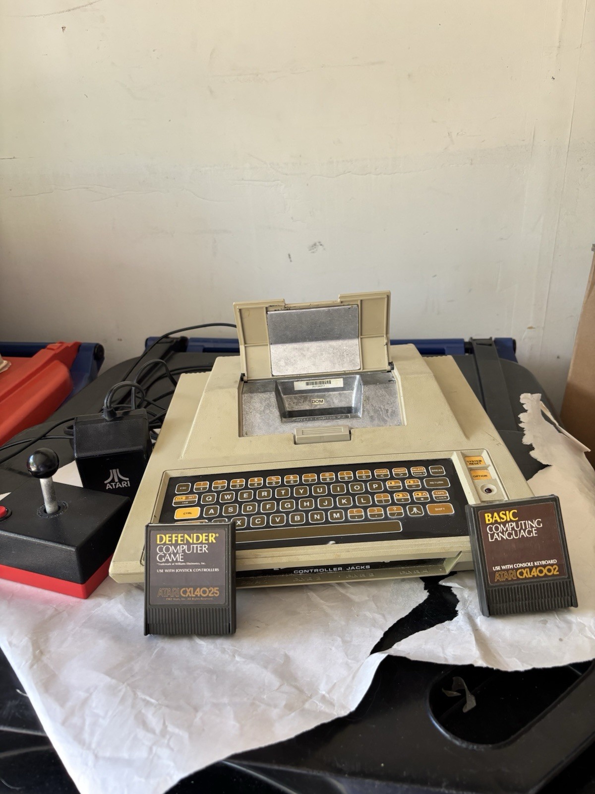 Working Atari 400 Computer With Accessories And Original Book. See Description