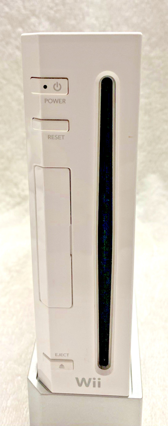 Nintendo Wii Console Bundle – White, 512MB, – Extra Controllers, Games