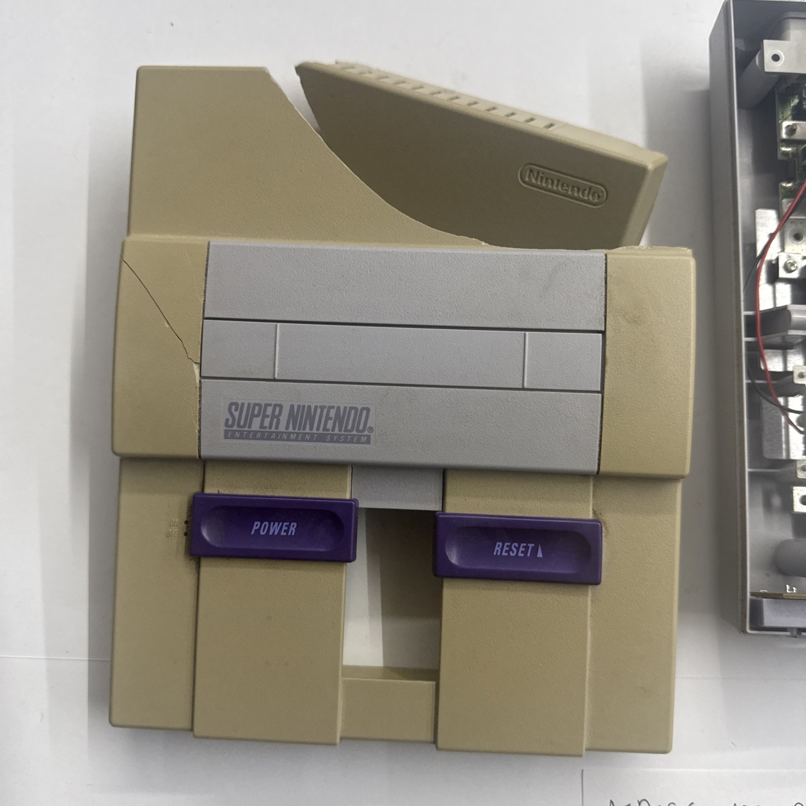 Defective – Nintendo SNES Super Nintendo Console No Power Broken Shell #16