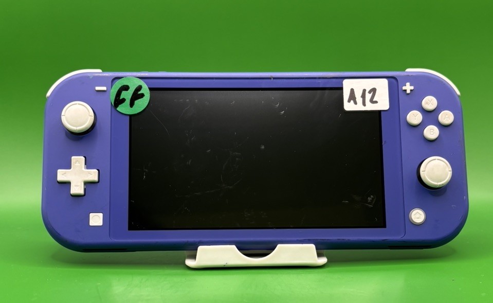 Nintendo Switch Lite – Blue (A12) READ DESCRIPTION