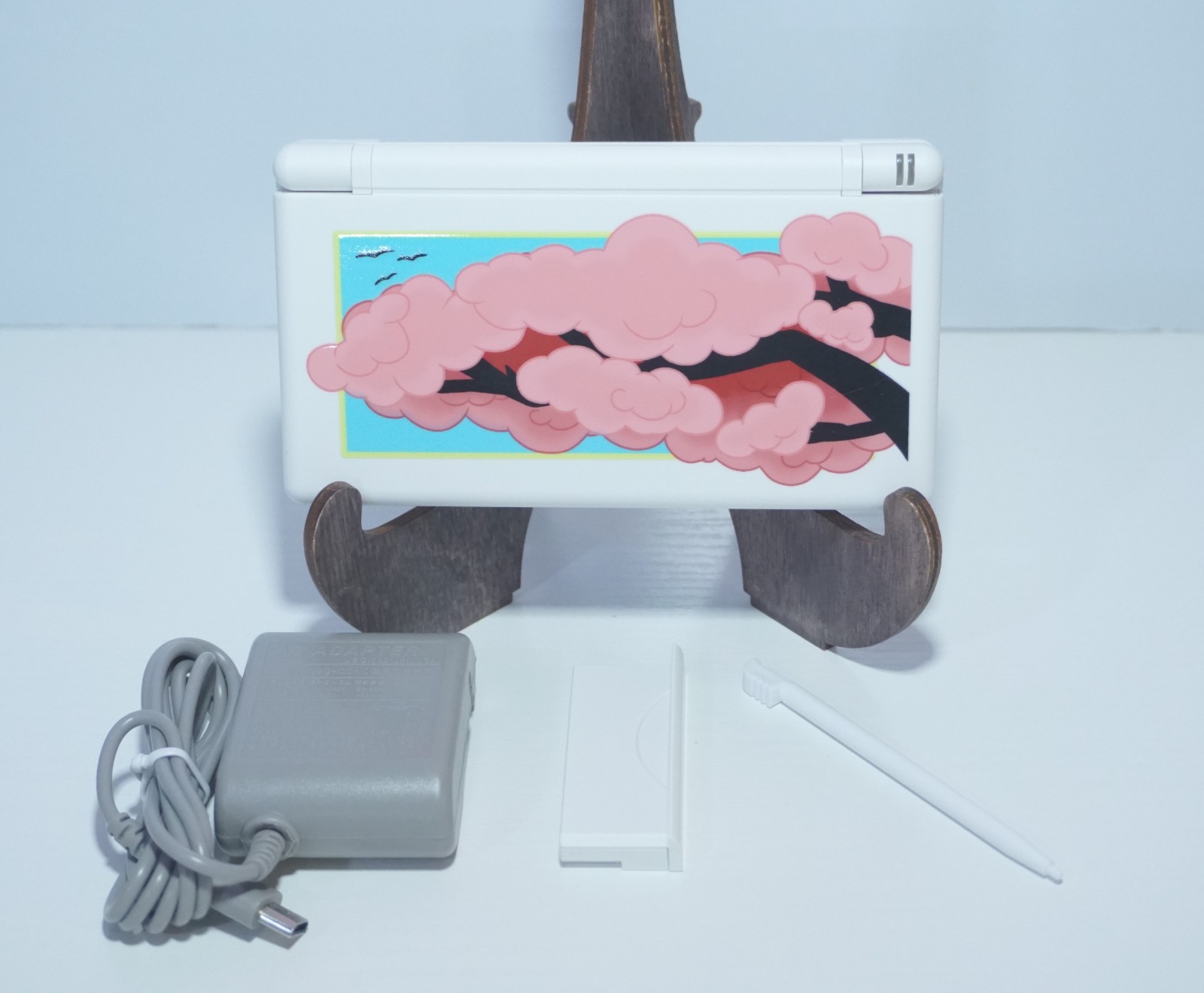Nintendo DS Lite White Cherry Blossom Handheld System with Charger & Stylus Pen