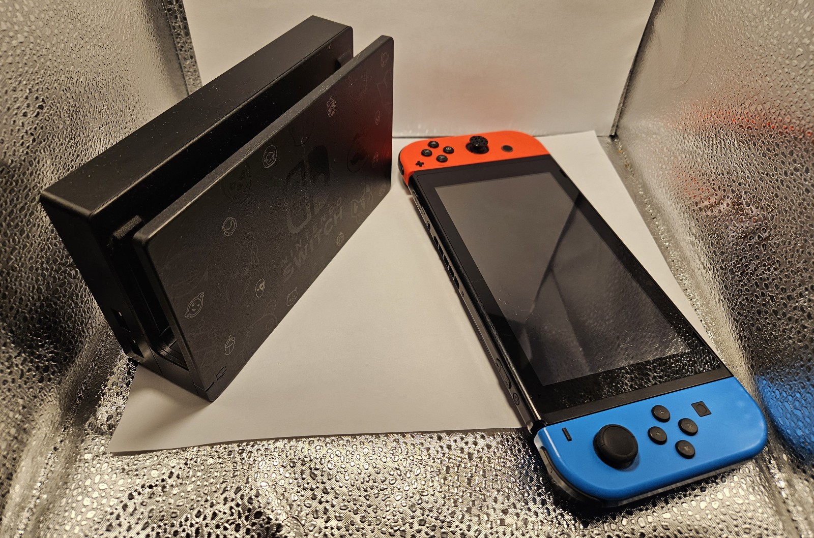 Nintendo Switch Handheld Console – Neon Blue Red Joy-Cons / TV Dock Station