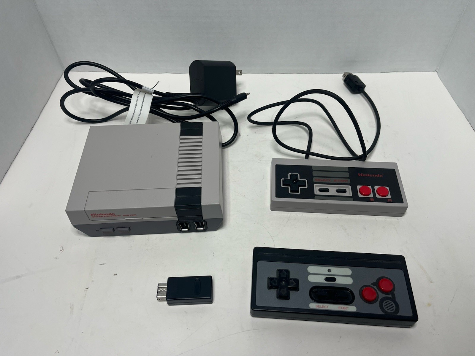 Nintendo Entertainment System NES Classic Edition Model CLV-001 Mini Console
