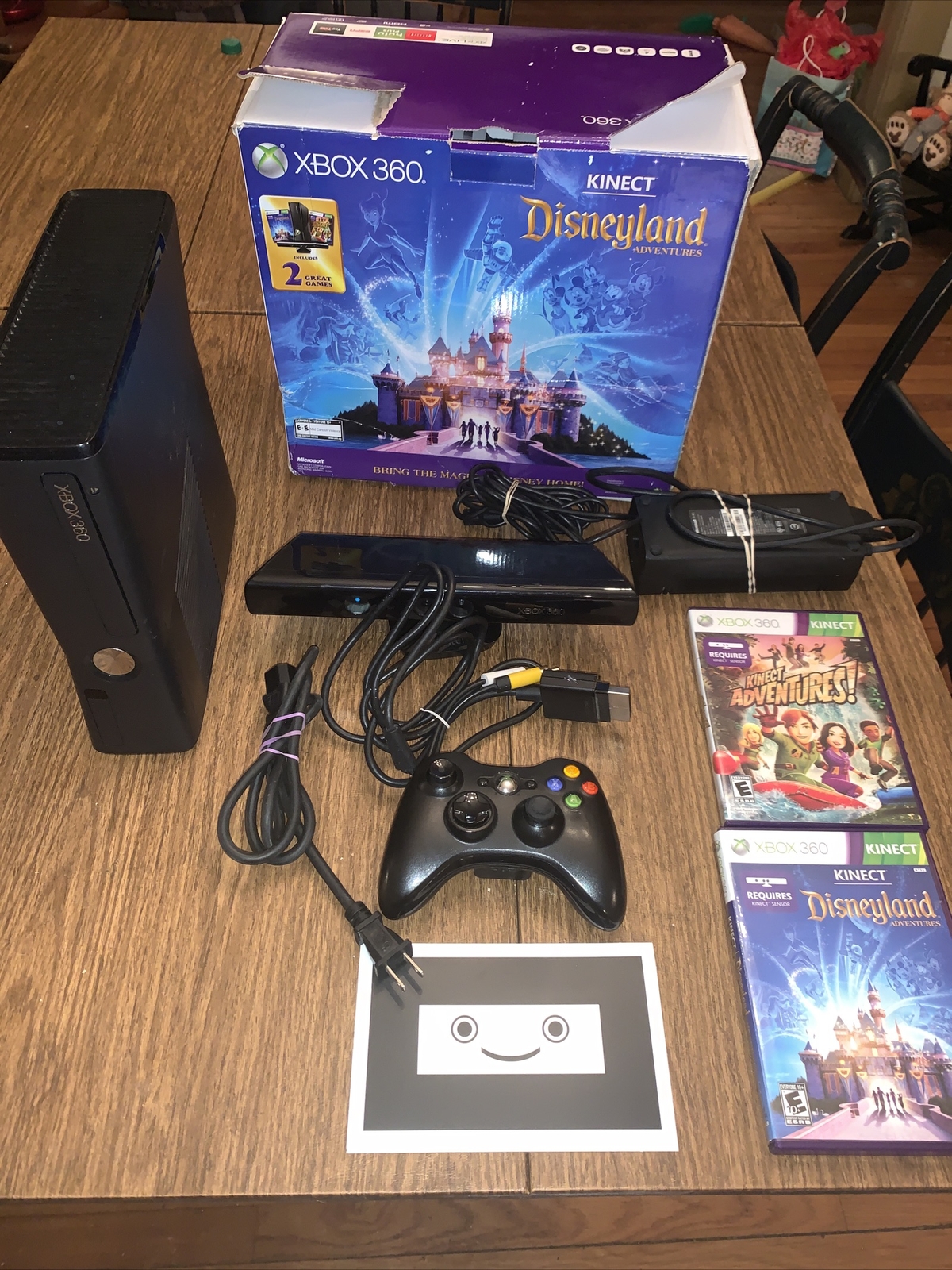 Xbox 360 4GB Kinect Console Disney Adventures Disneyland Edition In Box