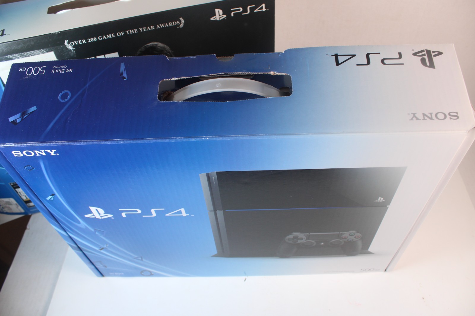 Sony PS3 Slim 250gb The Last Of Us Edition Console with Box + 2 Controllers