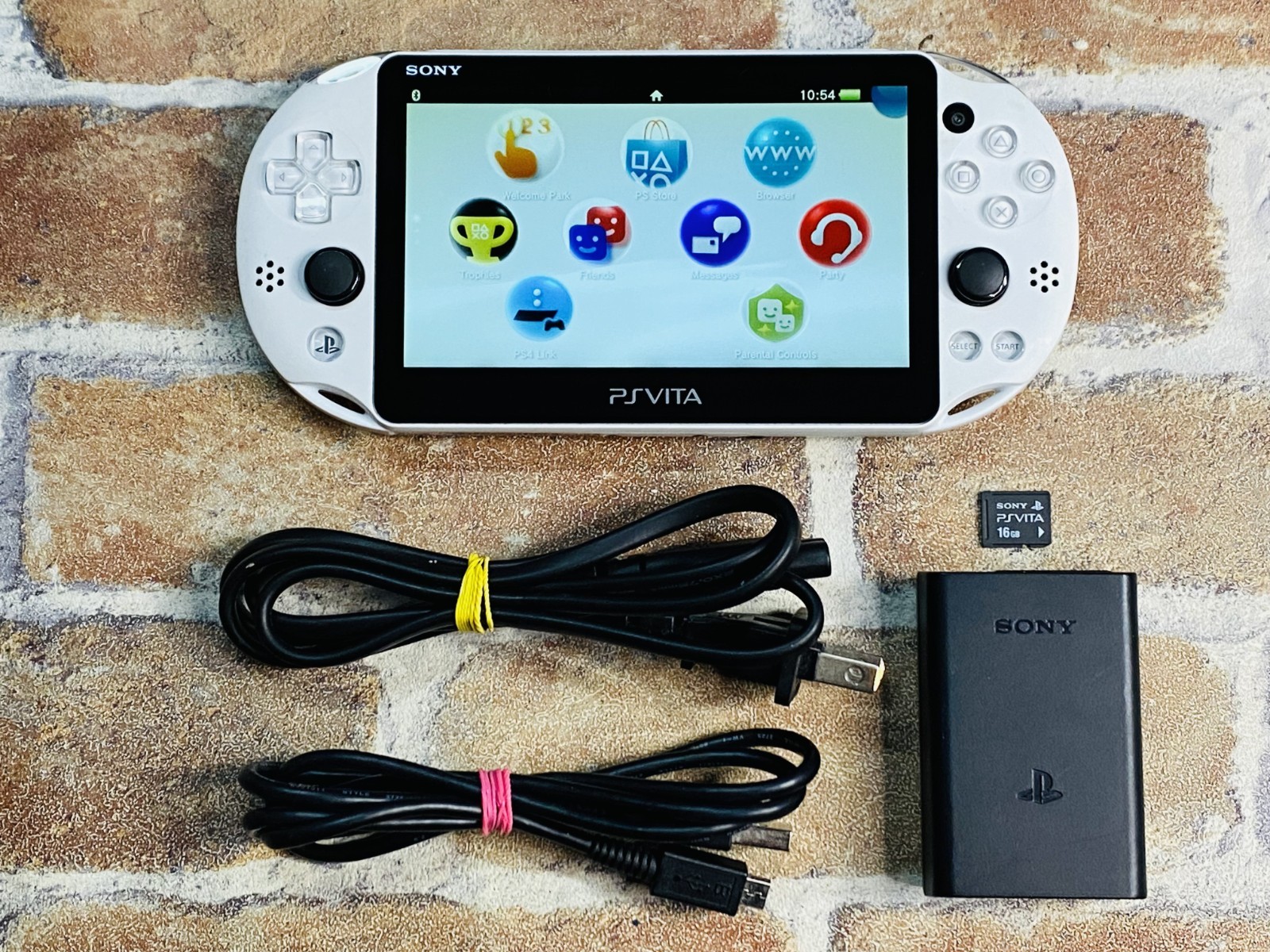 PS Vita Glacier White PCH-2000 SONY PlayStation Japan 16GB Charger Tested Ex DDP