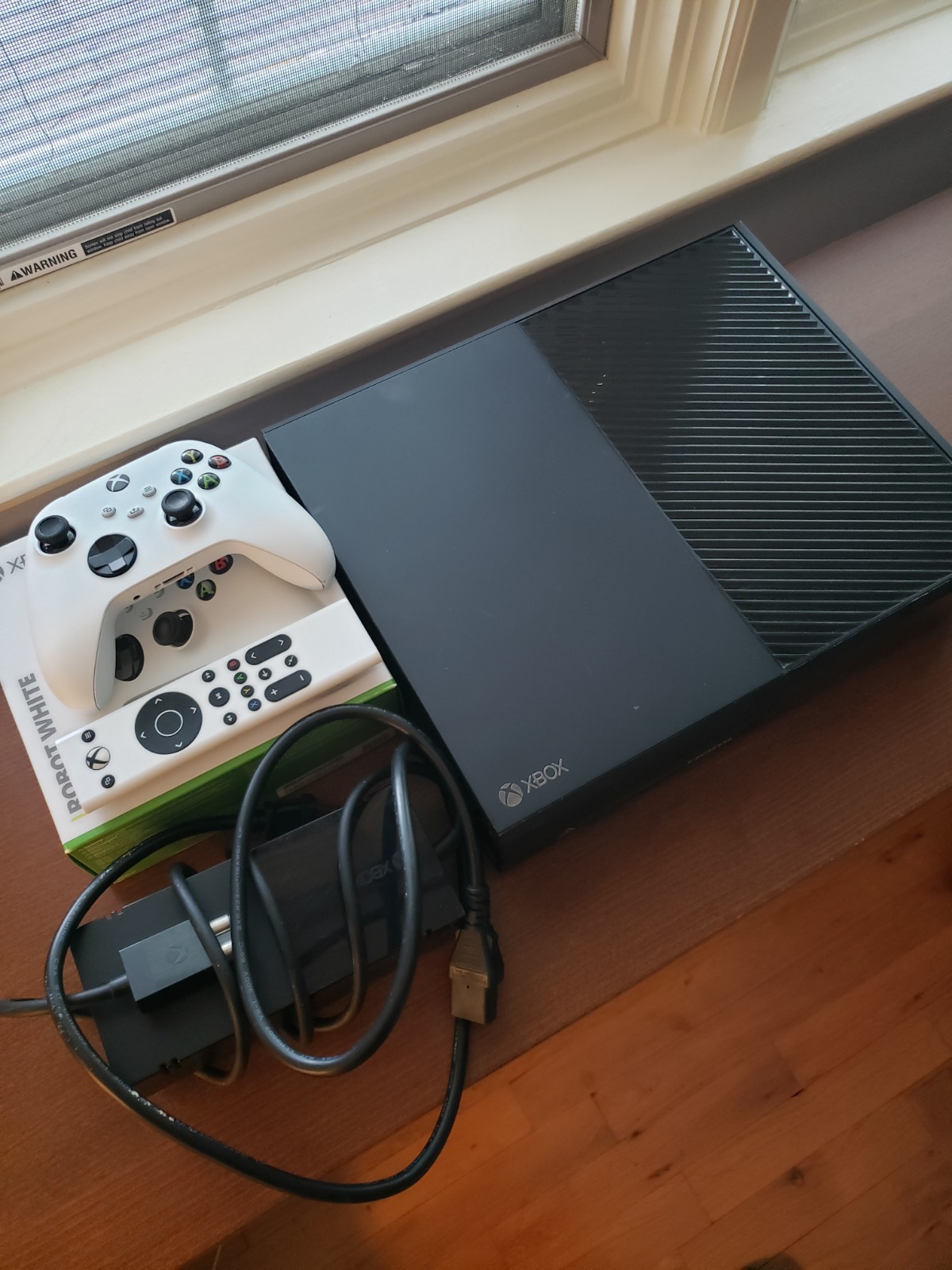 Xbox One Console 365gb Tested – With Power Supply – Controller – Remote