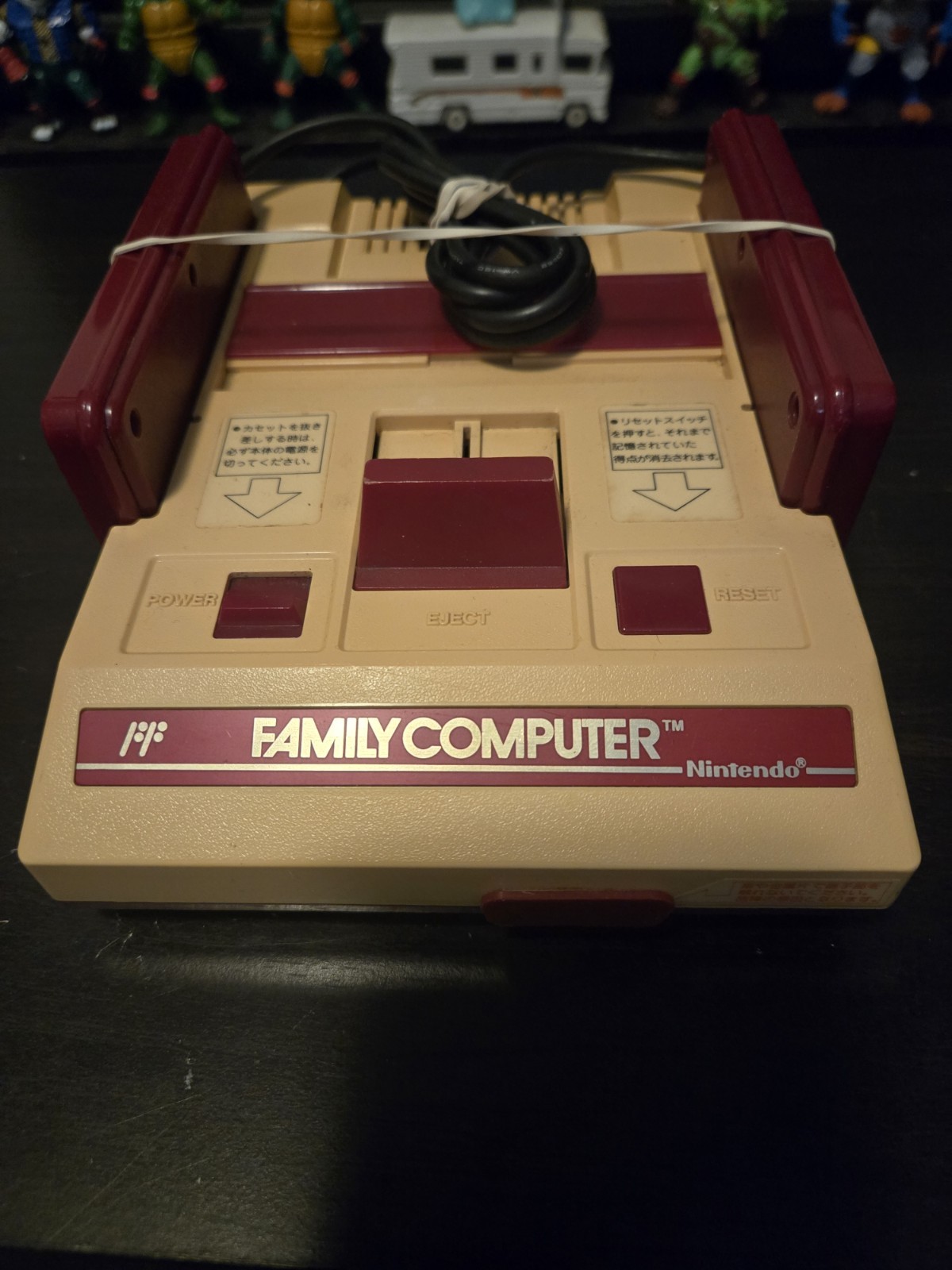 Vintage Nintendo Famicom Console – Untested AS IS