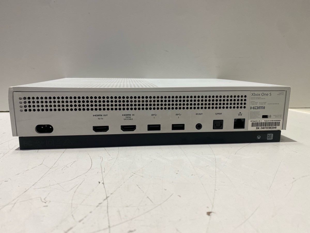MICROSOFT XBOX ONE S – CONSOLE – 500GB – 1681 (P22017699)