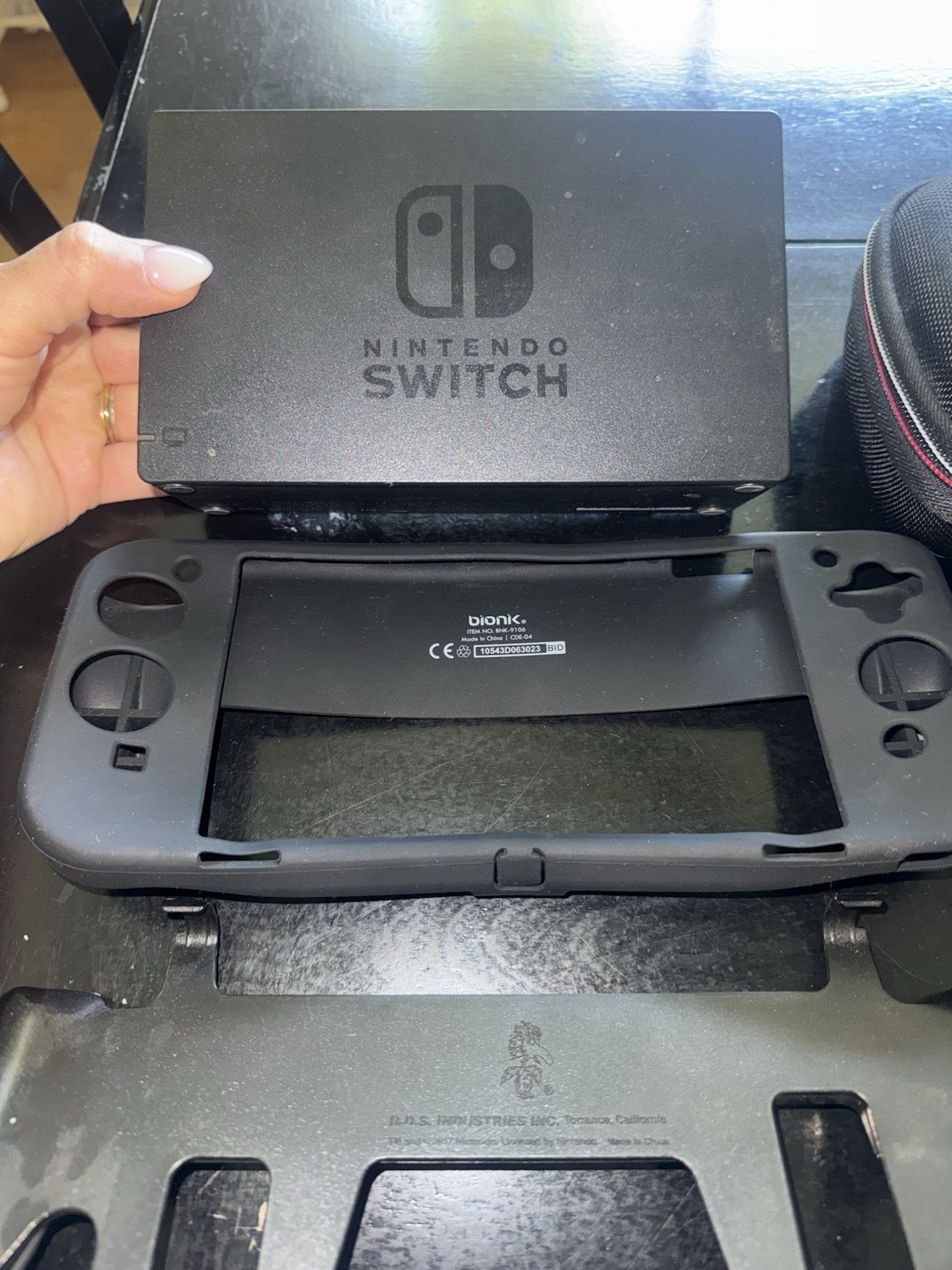 Nintendo Switch HAC-001 Console Bundle – Yellow/Blue Games Case Accessories
