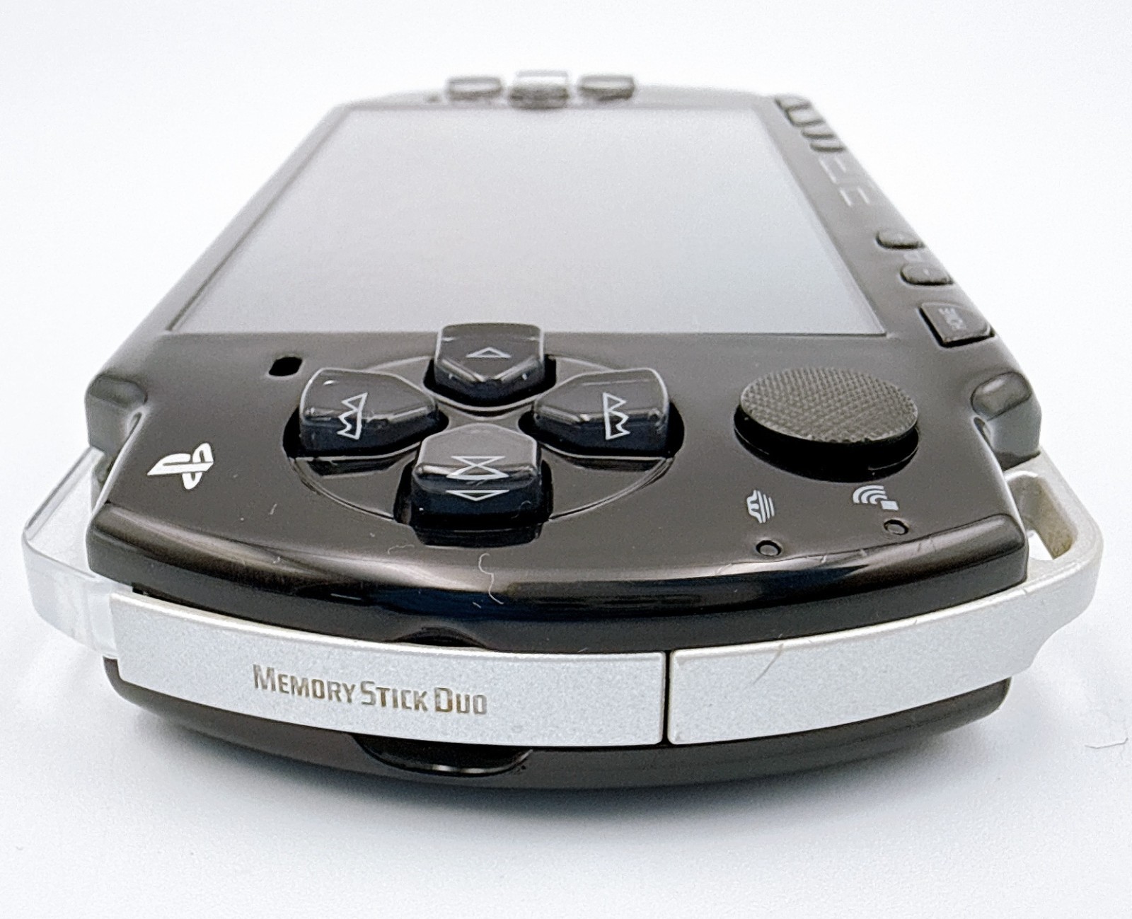 Sony PSP-2000 PSP2000 Console Black Complete in box Region free w/1GB -Excellent