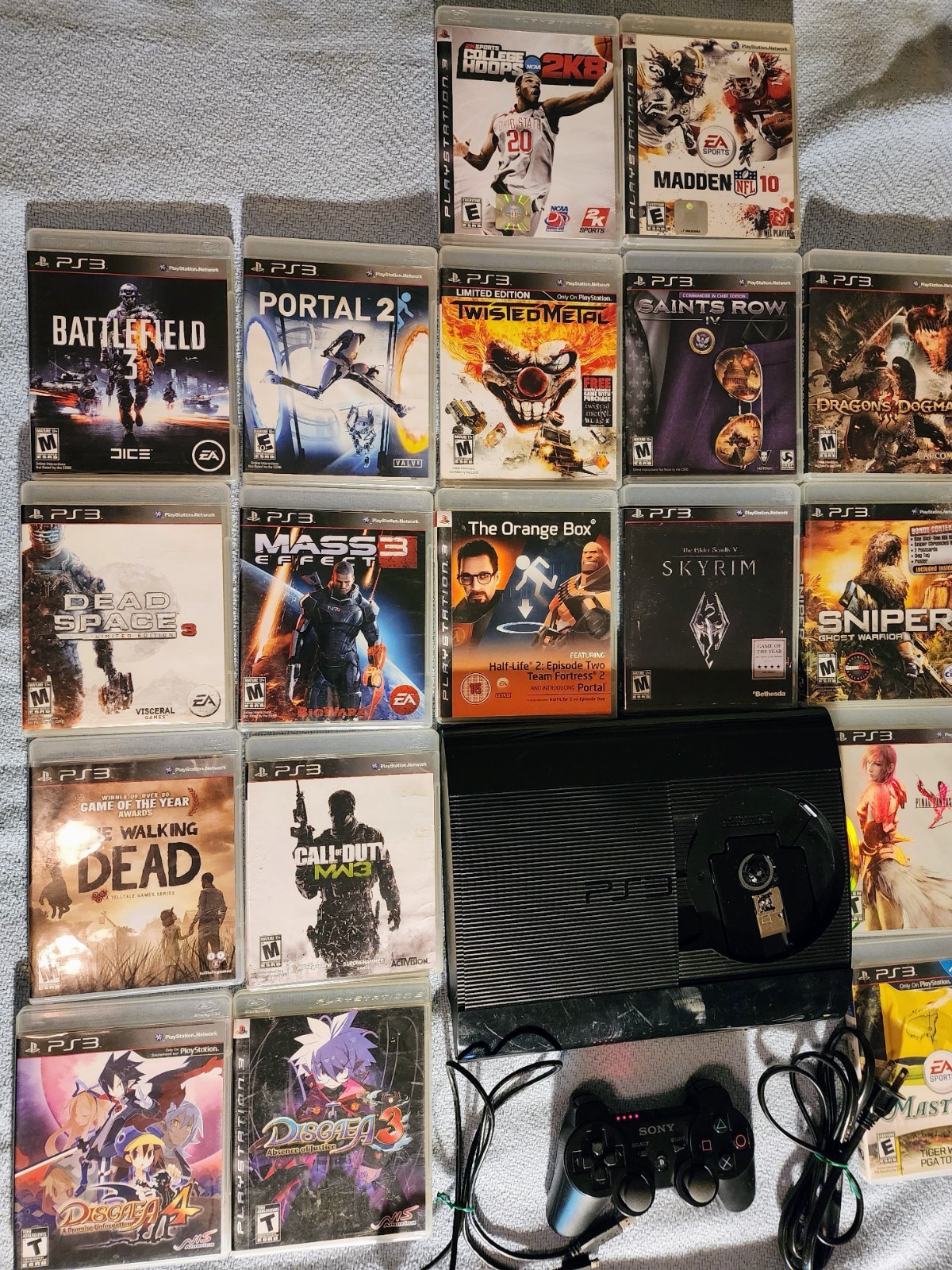 Sony PlayStation 3 Super Slim Console CECH-4001C 500gb Ps3 (Working) + 22 Games