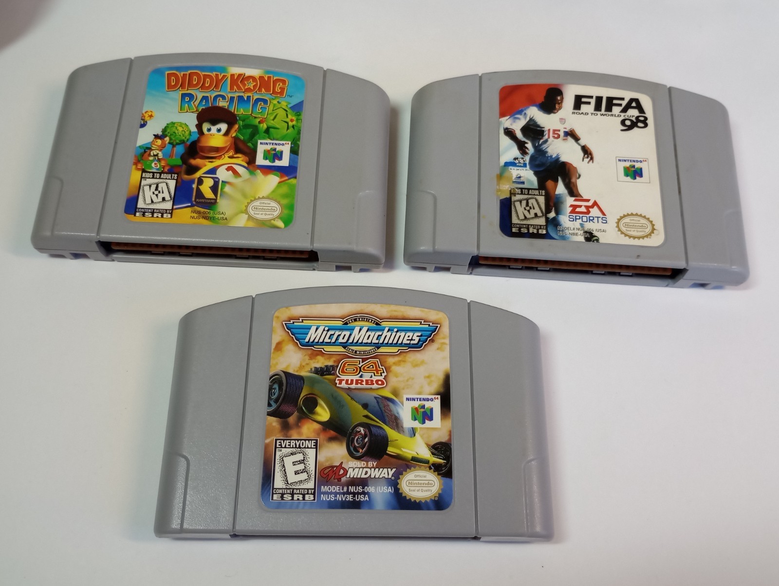 Nintendo 64 Console Bundle NUS-001 Original Box 2 Controllers 3 Games Tested