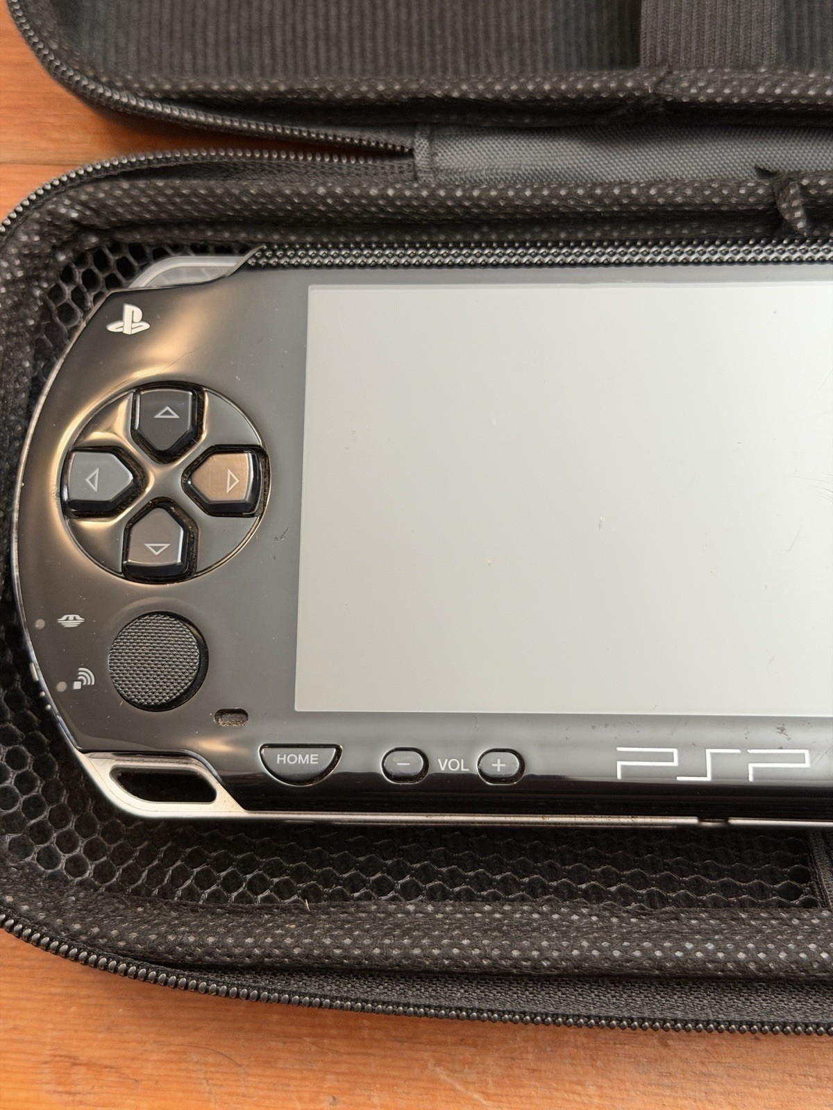PSP- 1001b2 No Mod Original Everything Works Original Battery And Memory Card1gb