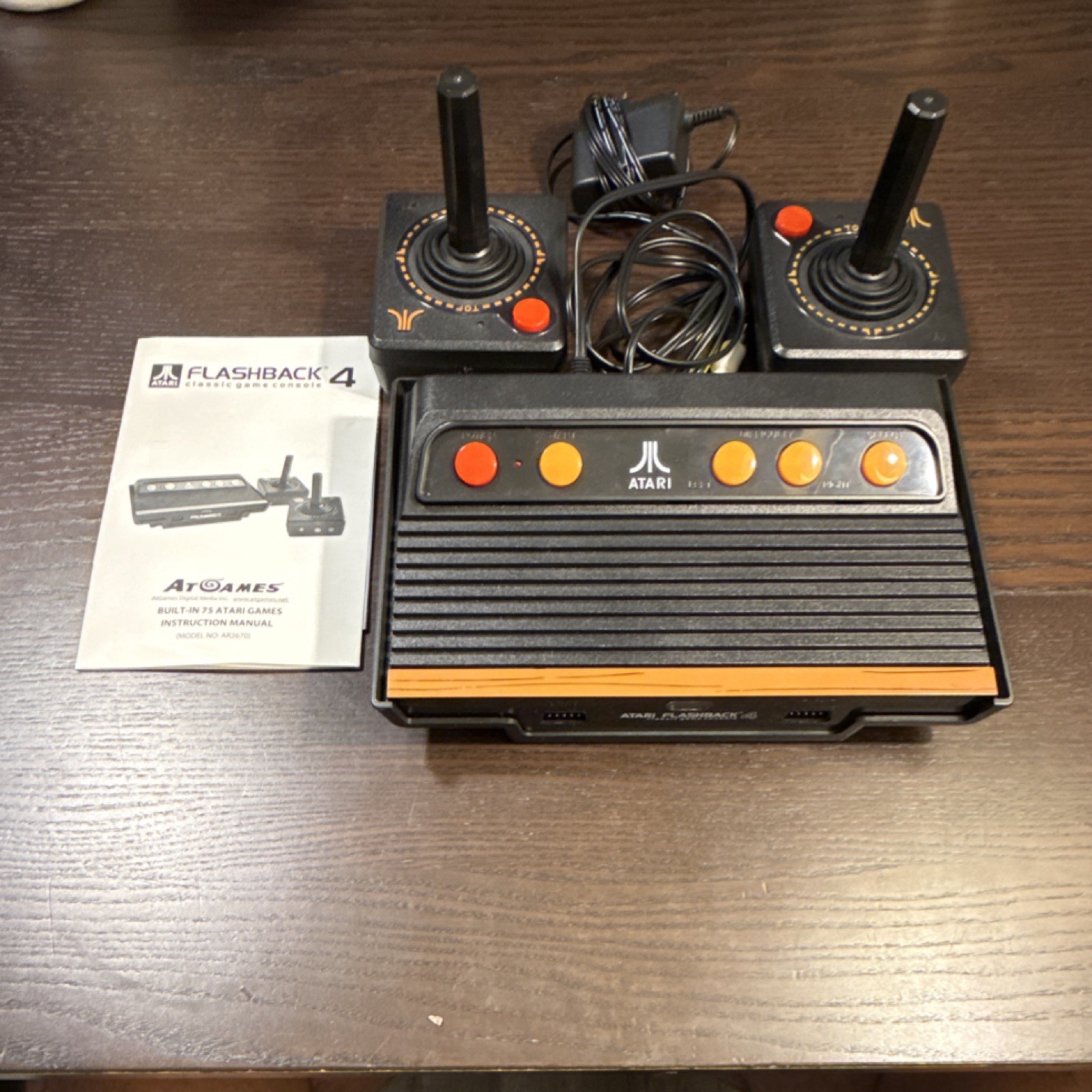 Atari Flashback 4 AR2670 Console Built-in Games 2 Joysticks RCA Power Manual