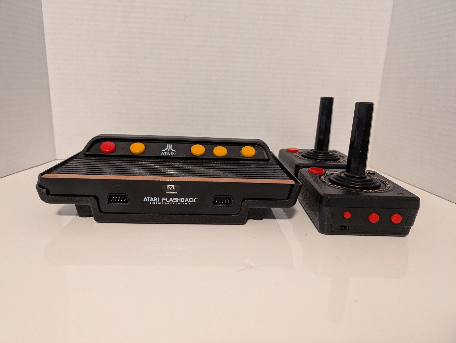 Atari Flashback 5 Classic Game Console + 2 Wireless Joystick Controllers & Cords