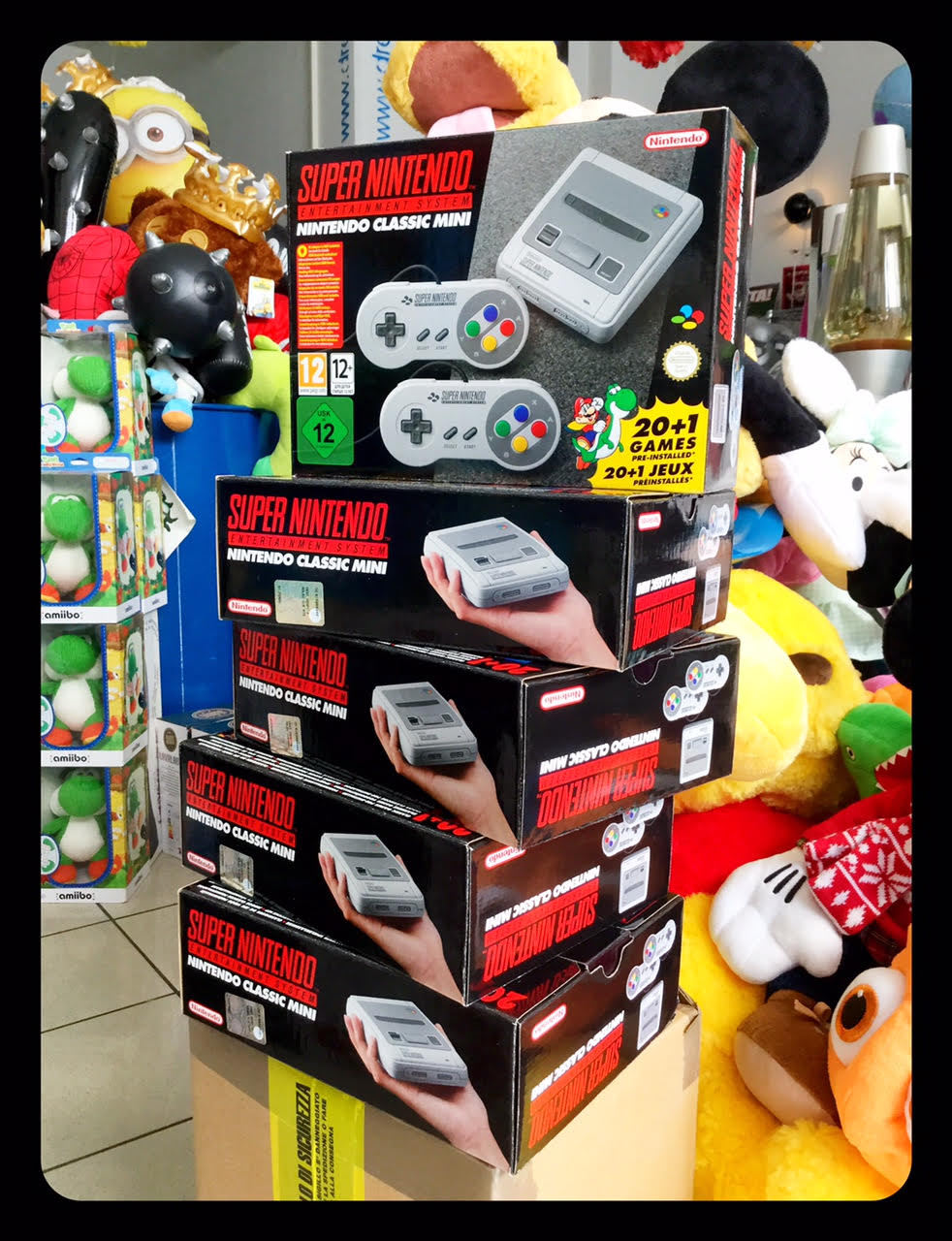 Nintendo Classic Mini SNES console, Brand new, Entertainment System Metroid