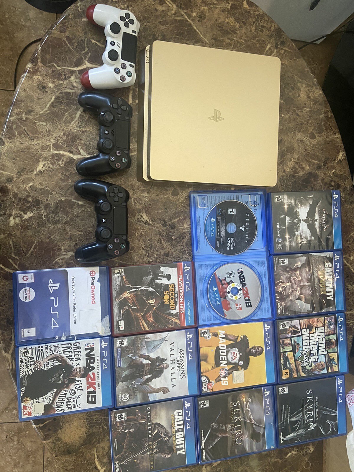 PlayStation 4 Gold Slim 1TB Gaming Console 12 Games Sekiro, Assassin’s Creed