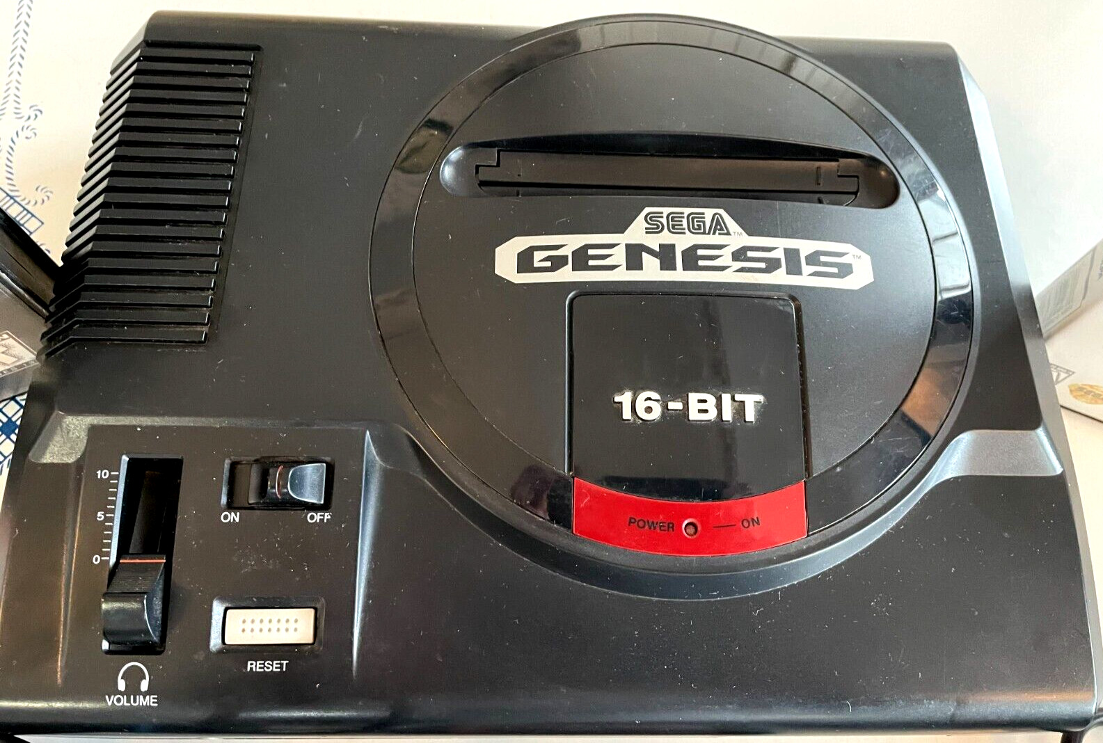 SEGA GENESIS Console 1601 Game System 2 Controllers 3 Games Power + RF Cords WRX