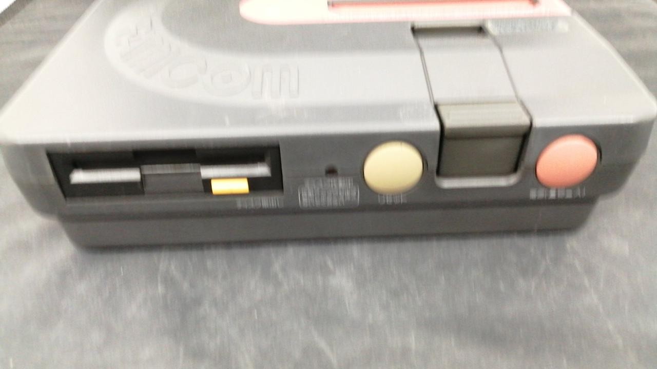 Twin Famicom Model AN 500B SHARP