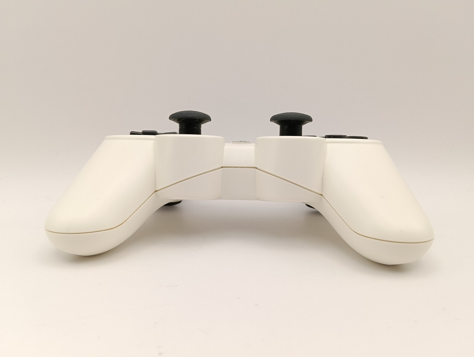 Sony PS3 CECH-3000A White 160GB Console Bundle DualShock 3 Controllers Tested