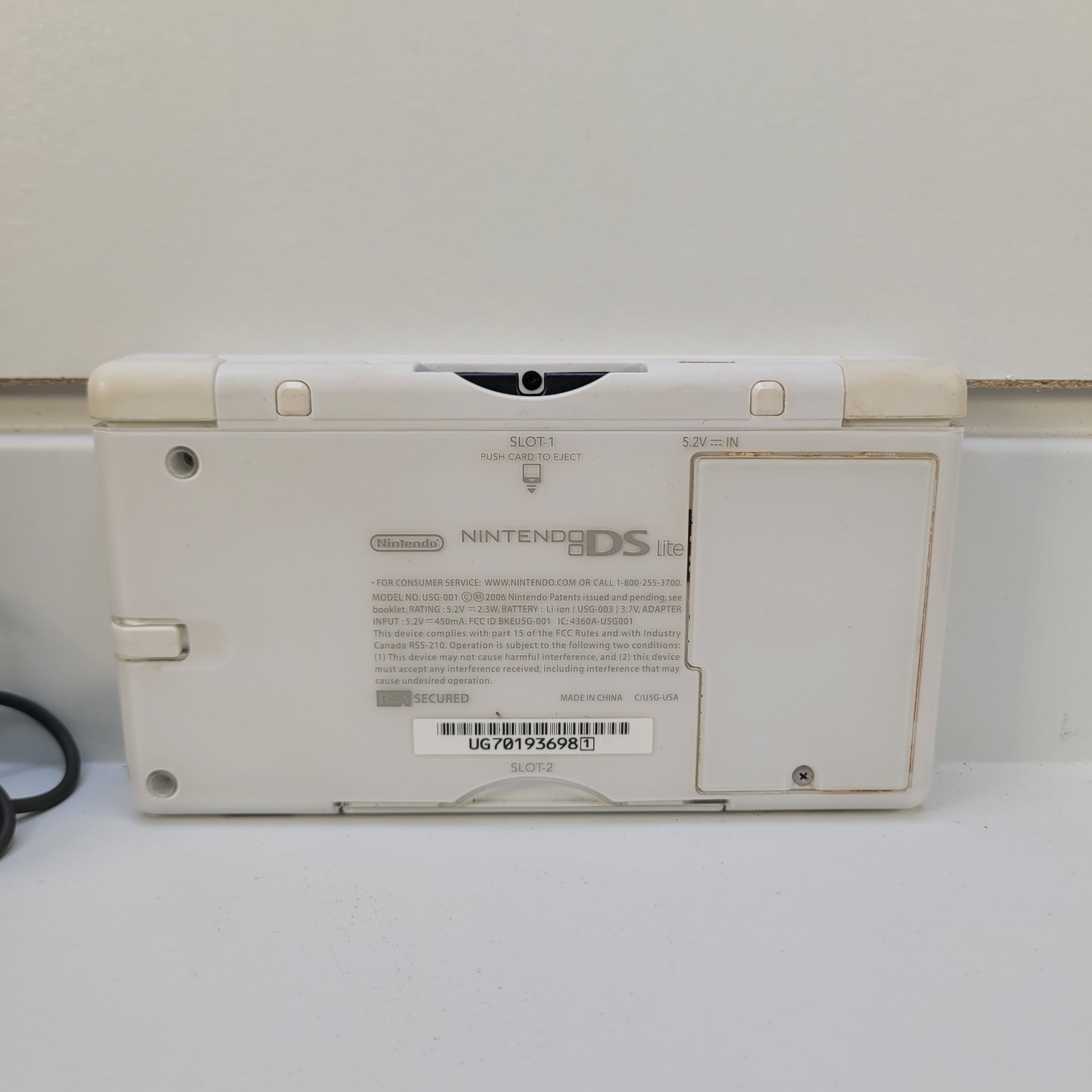 Nintendo DS Lite Console Polar White w/ Accessories Authentic Tested Working