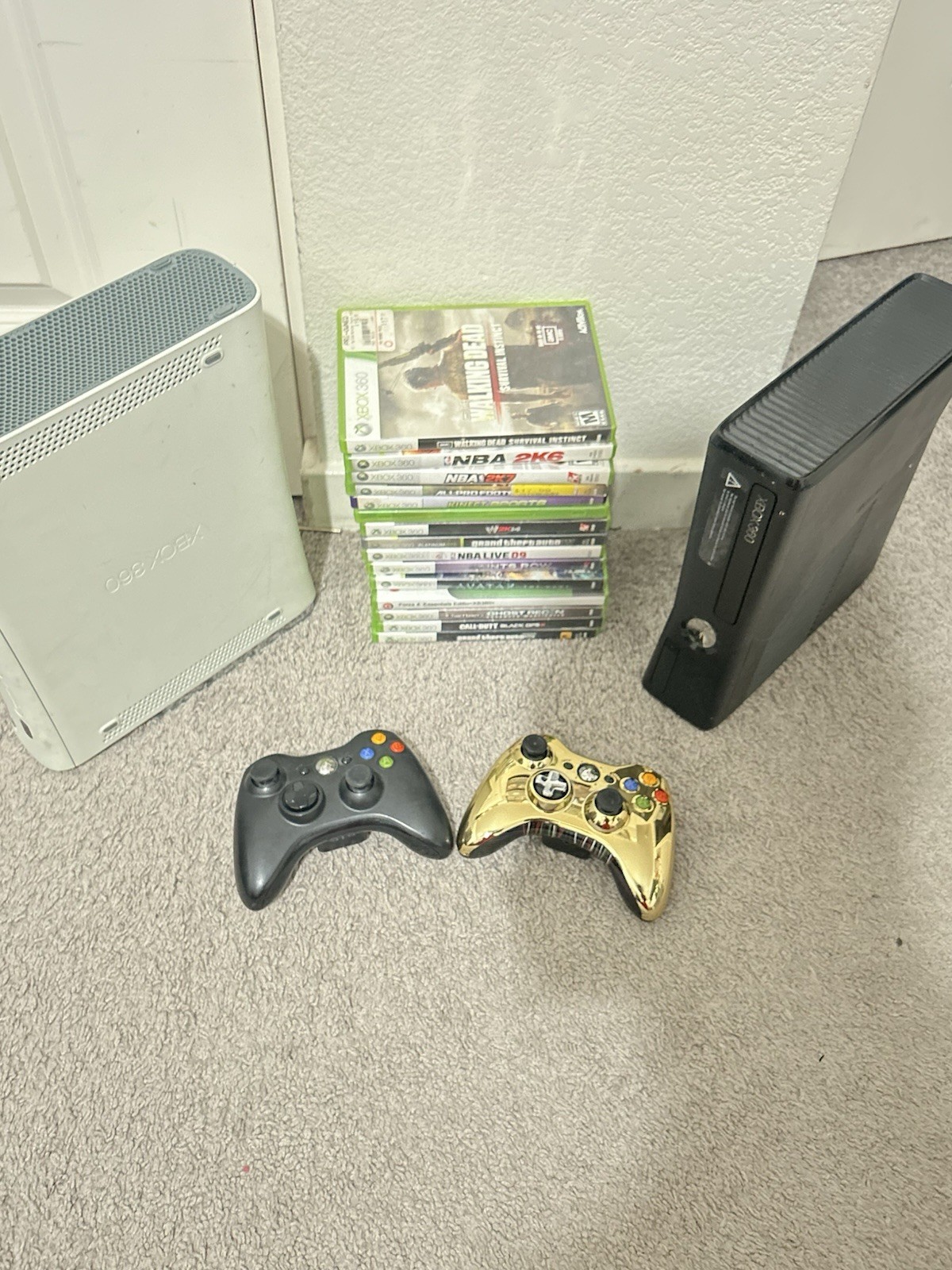 Microsoft Xbox 360 Arcade Arcade 6 Games 256GB White Console