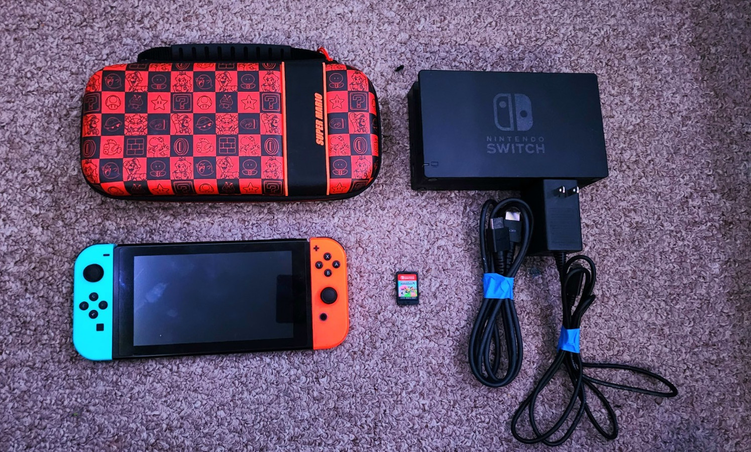 Nintendo Switch HAC-001 (-01) Neon Red/Blue Joy-Con TV Dock Minecraft Included