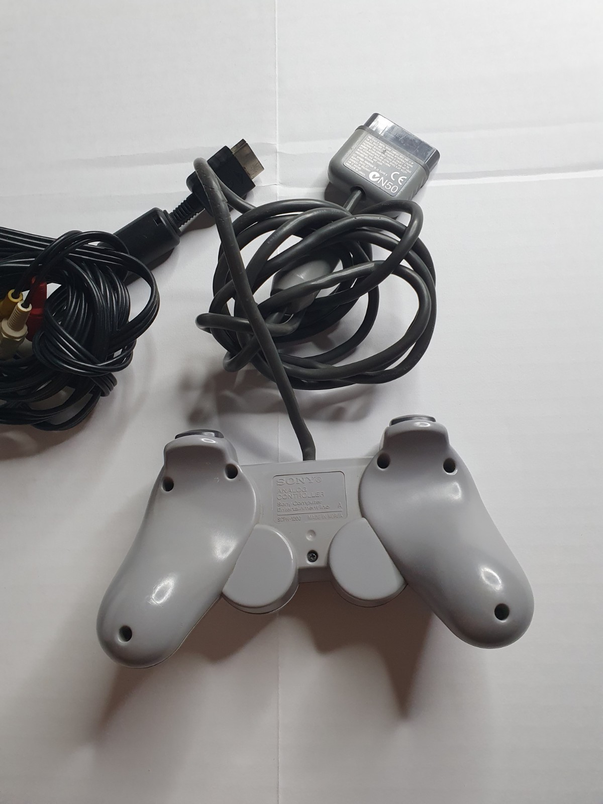 Playstation 2 Fat Console PS2 With 1 Controller Power Cord AV cables Tested