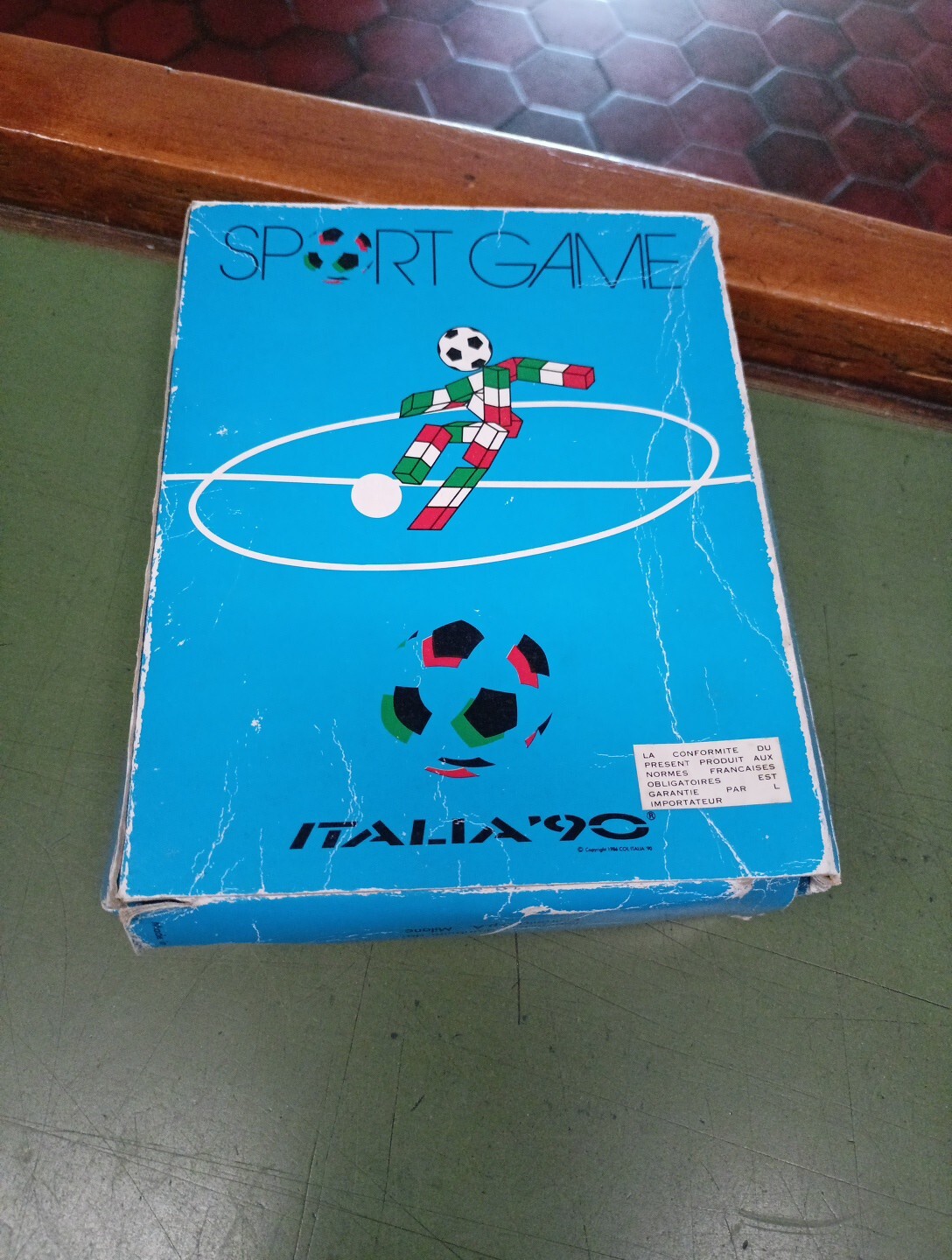 Videogioco Portatile a Cristalli Liquidi ” ITALIA 90 ” Calcio + Box e Istruzioni