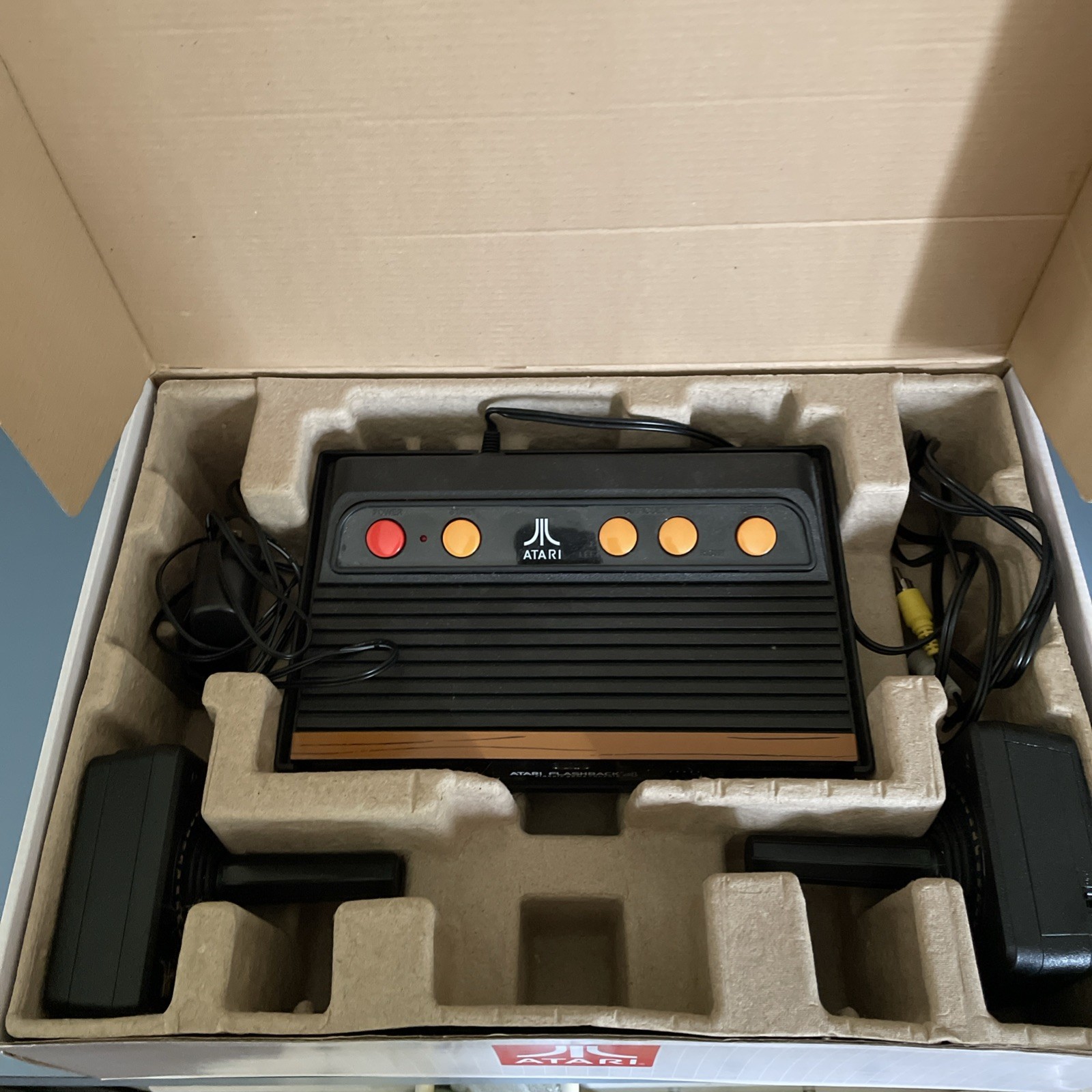 Atari Flashback 4 Classic Game Console Special Edition – 76 Built-In Games