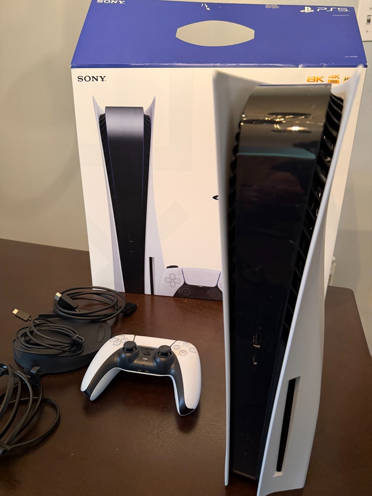 PS5 Fat Launch Disc Edition CFI-1015A – Excellent Barely Used CIB Original Box +