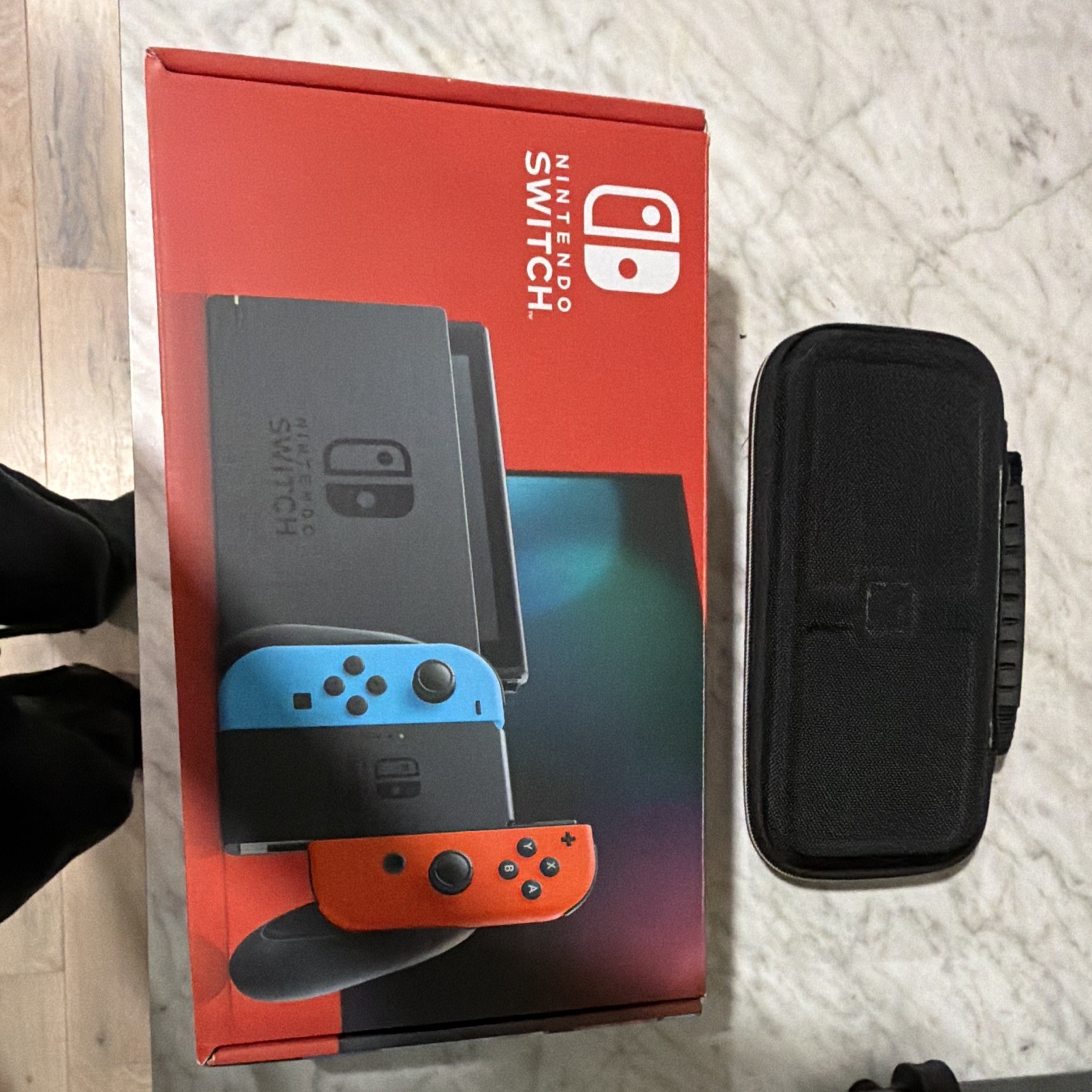 Nintendo Switch Console Neon Blue & Red Joy-Con Wi-Fi HDMI USB-C Black