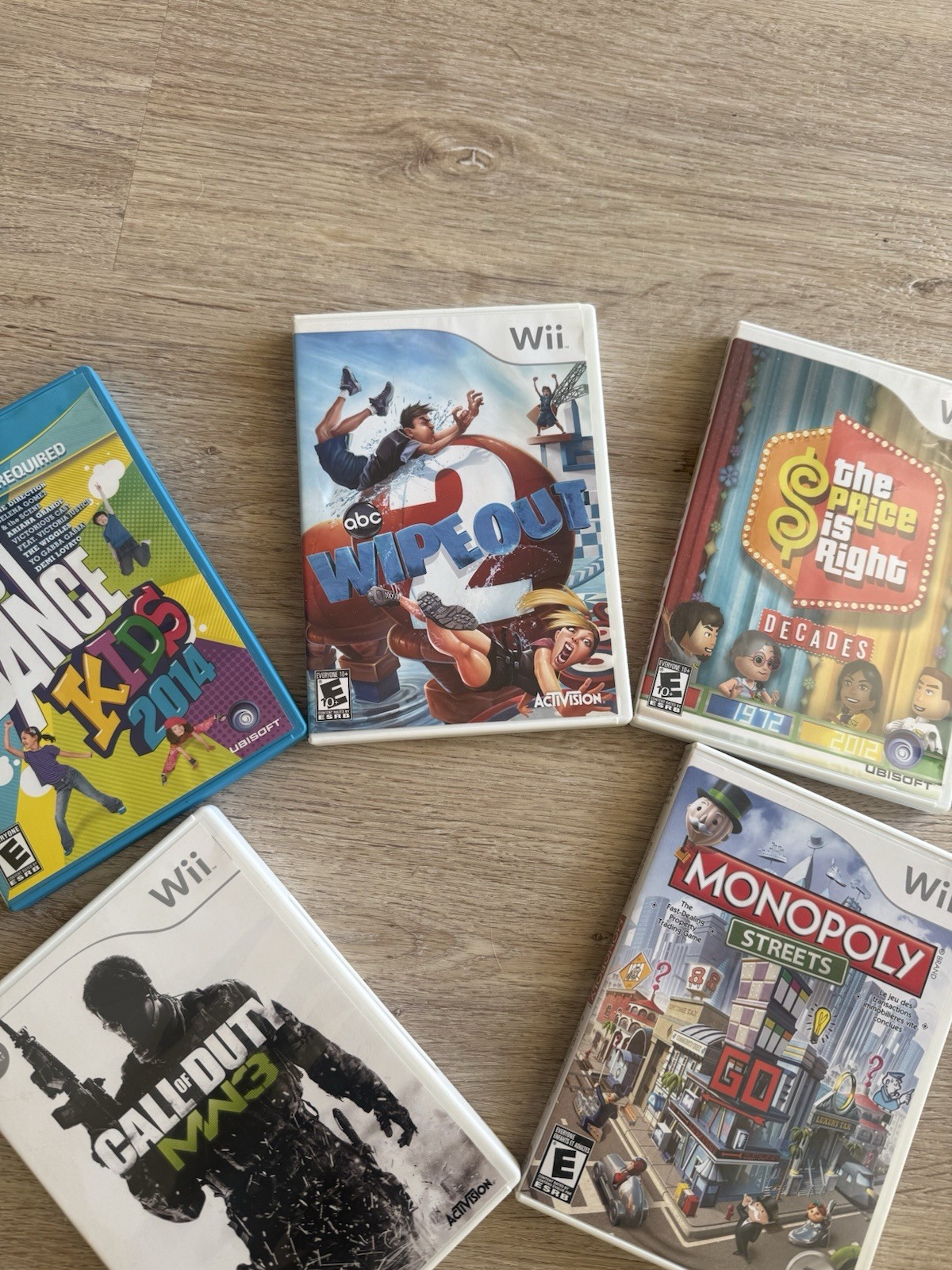 Nintendo Wii Game Console 5 Different Video Games