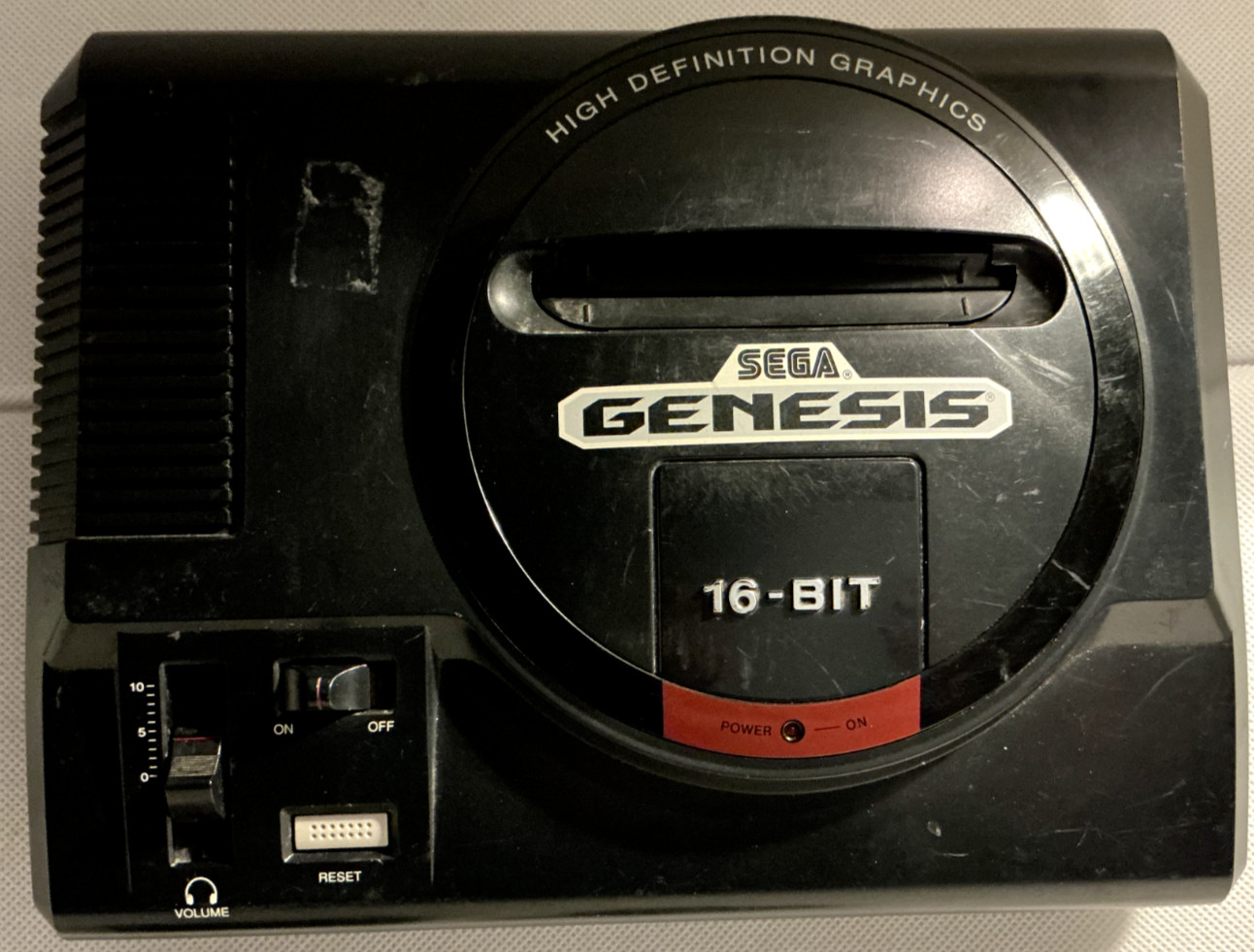 Sega Genesis Model 1601 Console [High Definition]