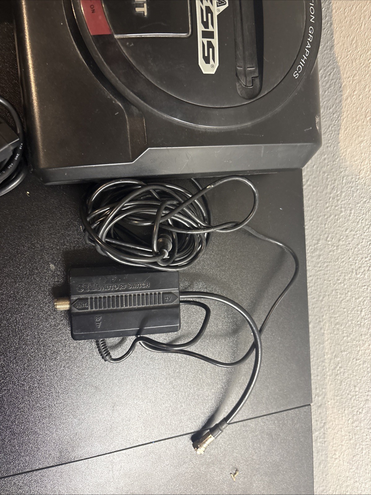 Sega Genesis Model 1601 Console With Cables 4 controllers and 16 games