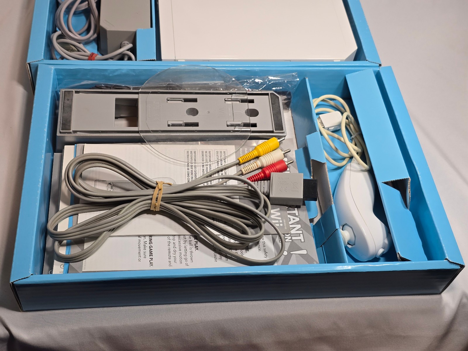 Nintendo Wii Console – CIB – NO WII SPORTS INCLUDED – TESTED WORKING