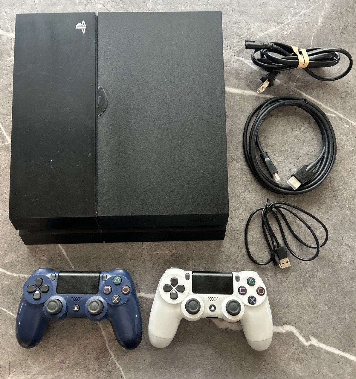 Sony PS4 PlayStation 4 FAT 500GB ( Low Fw | CUH-1115A) console w/ Two Controller