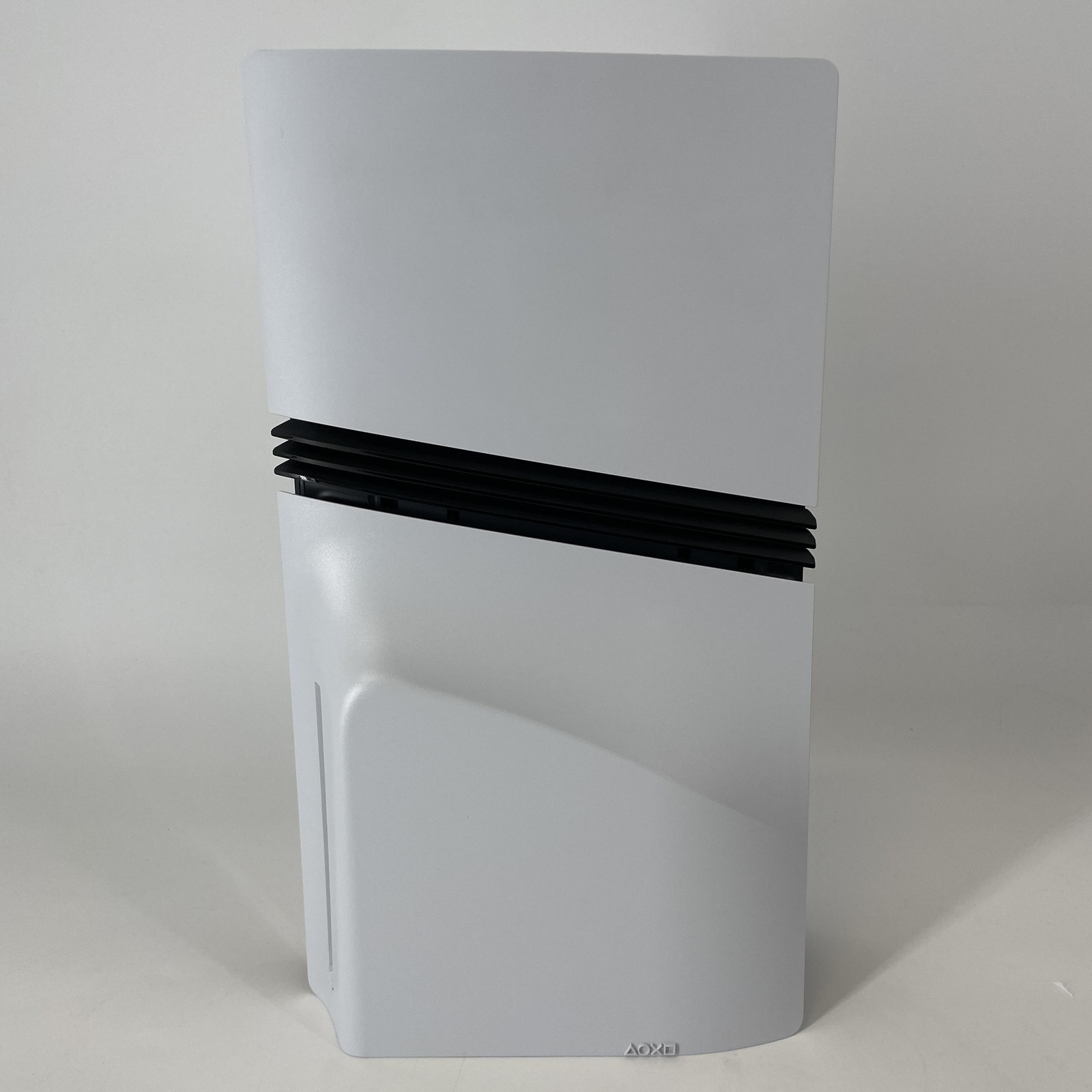Sony PlayStation 5 Pro Console White 2TB w/ Disc Drive/Controller- Very Good