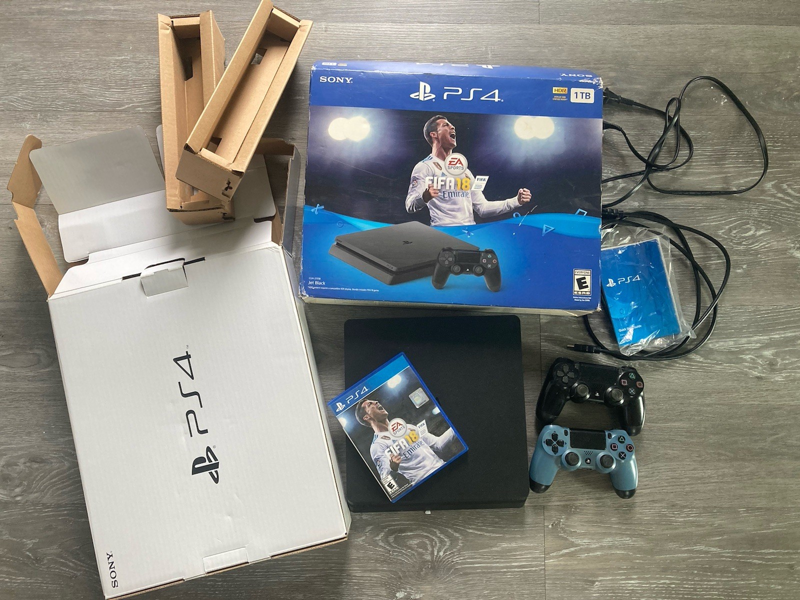 Sony Playstation 4 PS4 FIFA Bundle Console Box Jet Black CUH-2115B TESTED WORKS