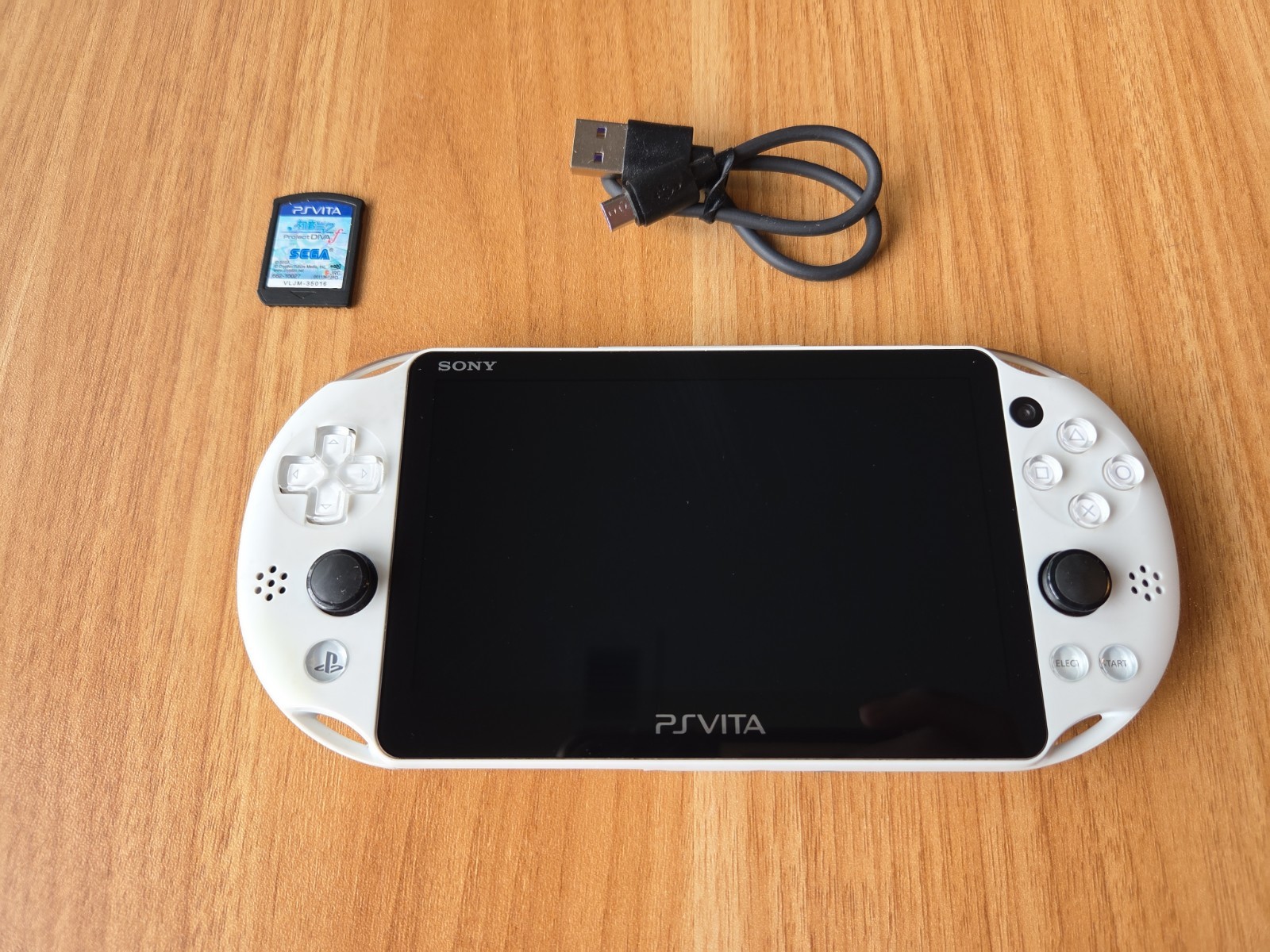 Sony PS Vita PCH-2000 Slim White + Charger GREAT CONDITION US SELLER