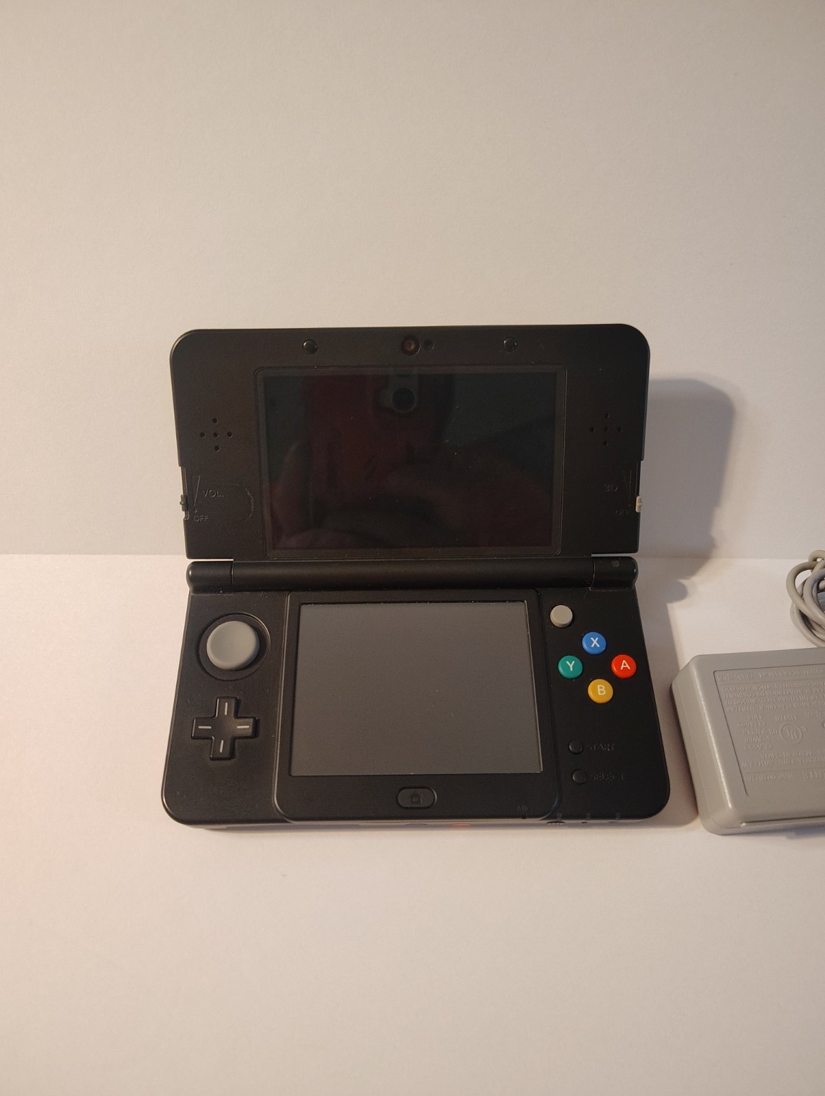 Nintendo 3DS Original Super Mario Edition 4GB Handheld System – Black Friday New