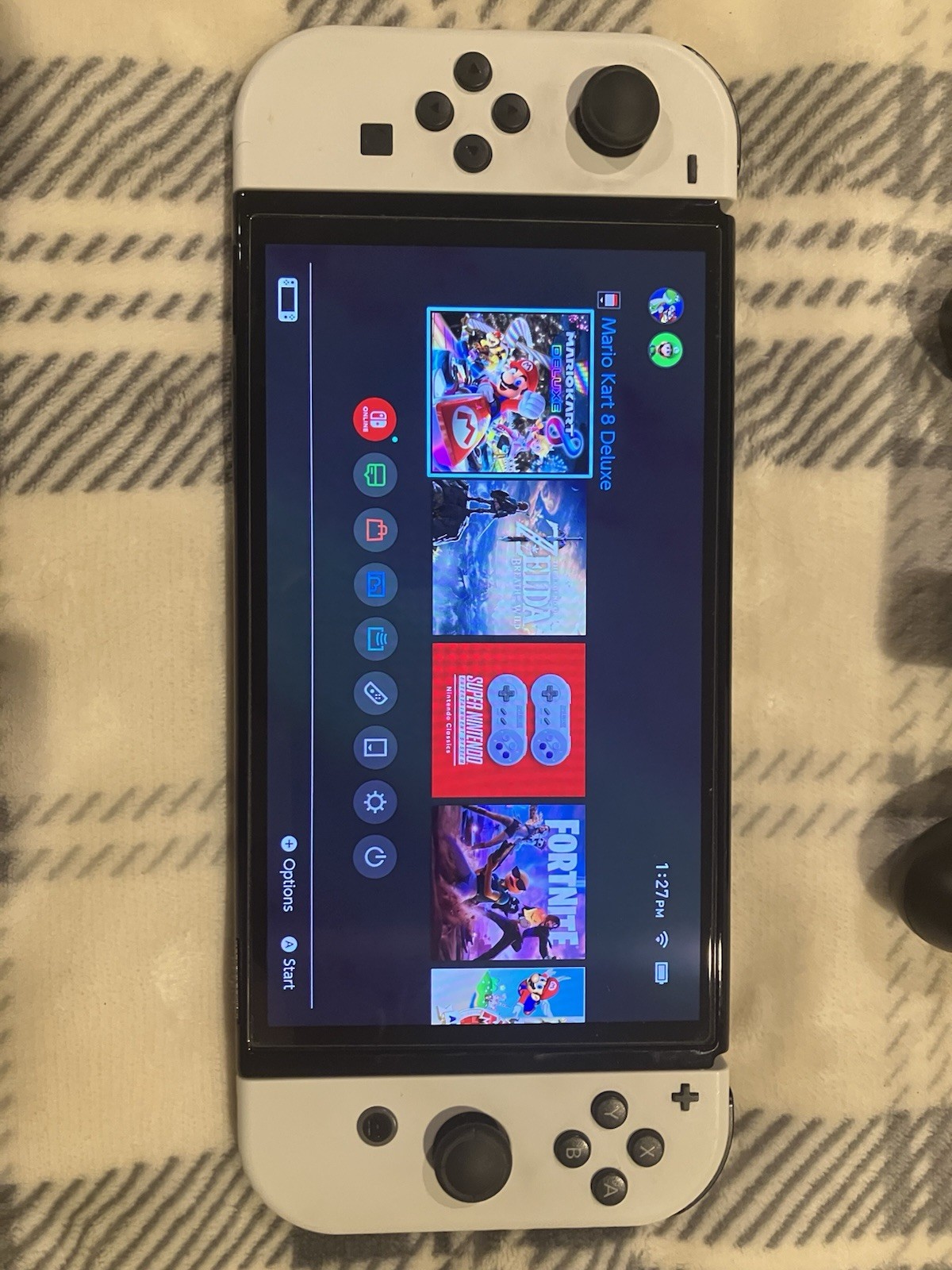 Nintendo Switch OLED Bundle + Sandisk Extreme 512GB microSD A2