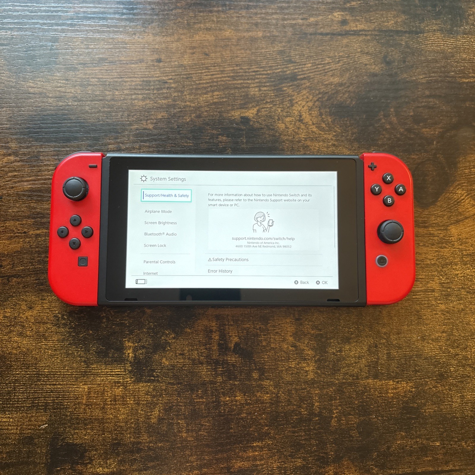 Nintendo Switch Super Mario Odyssey Edition (with Red Joy-Cons) 32GB Red Console