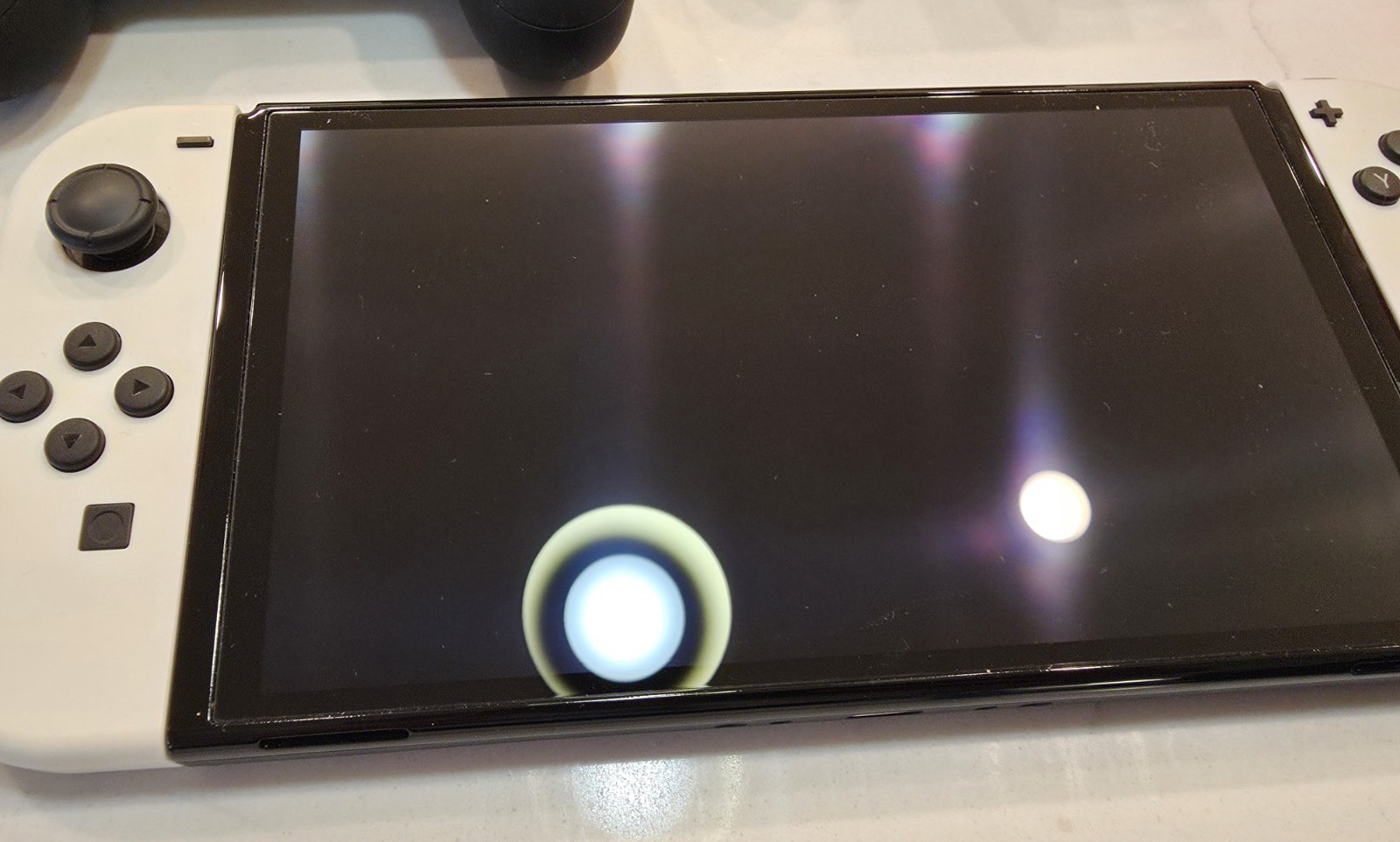 Nintendo Switch OLED Model – 64GB/White (HEG S KAAAA)