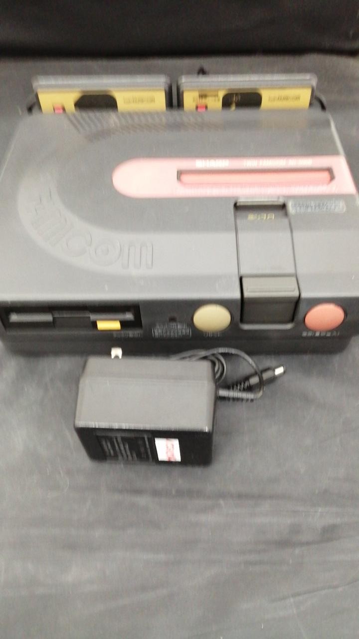 Twin Famicom Model AN 500B SHARP