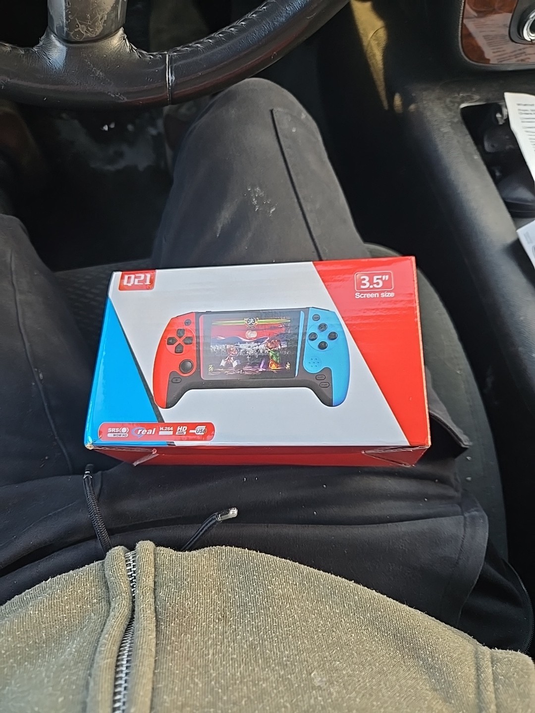 Q21 Handheld Game Console A Portable Retro Gaming Device. New In Box